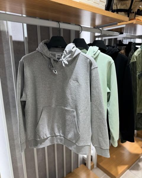 【代購】NATIONAL GEOGRAPHIC 國家地理 Polhas 小LOGO 帽T 長袖 N251UHD010 / N251UHD910