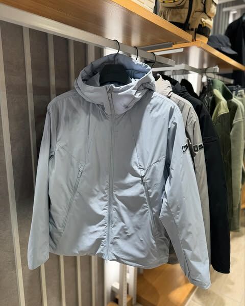 【代購】NATIONAL GEOGRAPHIC 國家地理 Urban 側拉鍊 連帽 外套 N251MPD250