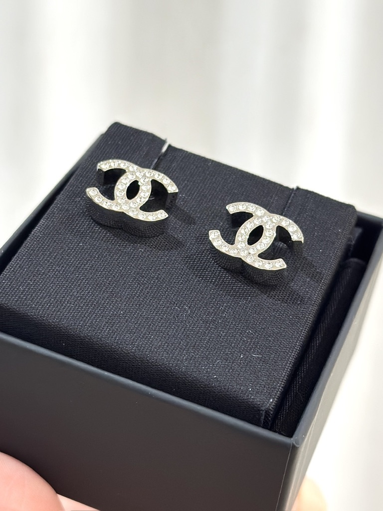 CHANEL CC Logo Earrings ABE835 25C 立體雙C水鑽耳環