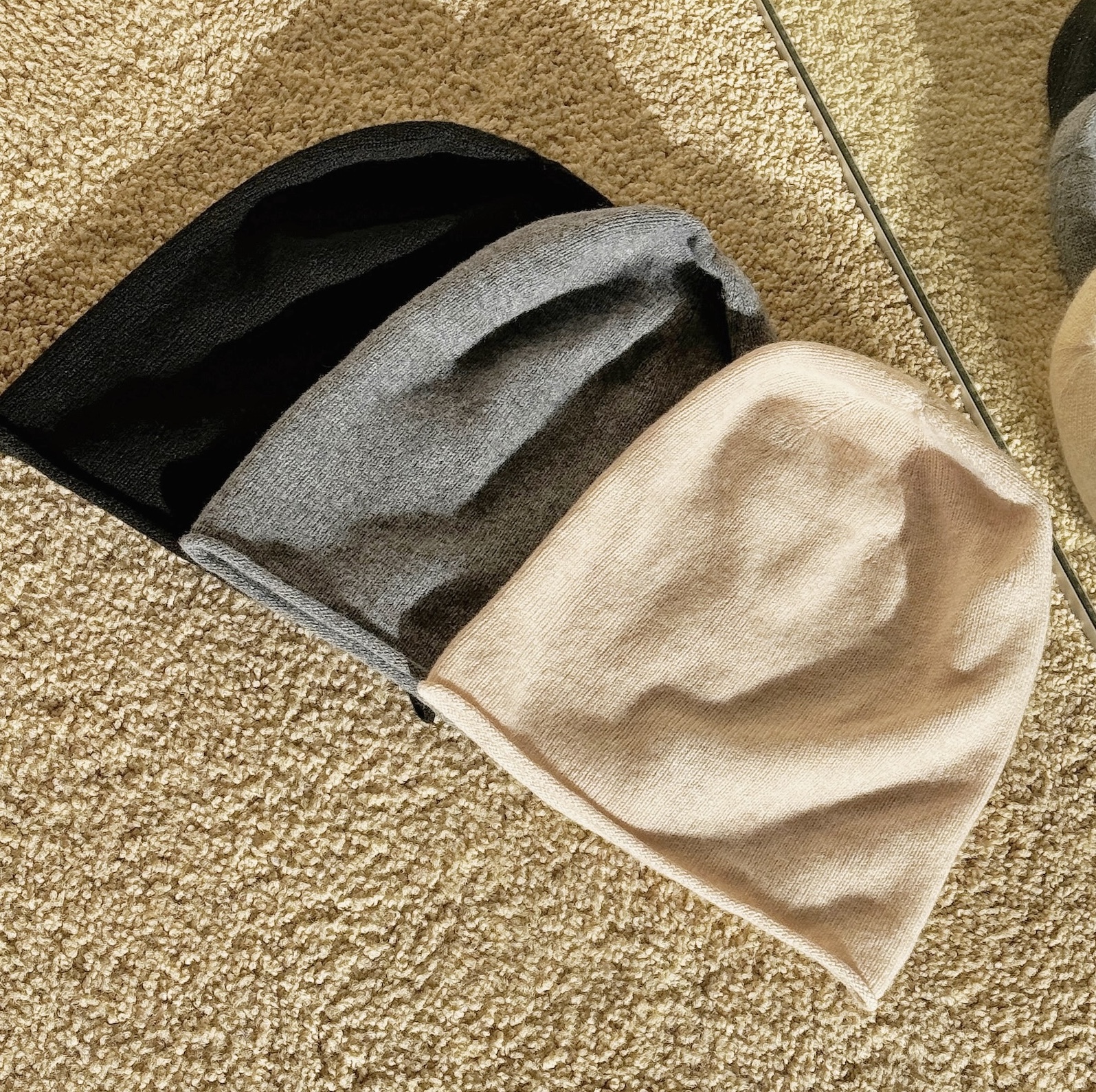 捲邊羊毛針織毛帽🐑(3色)