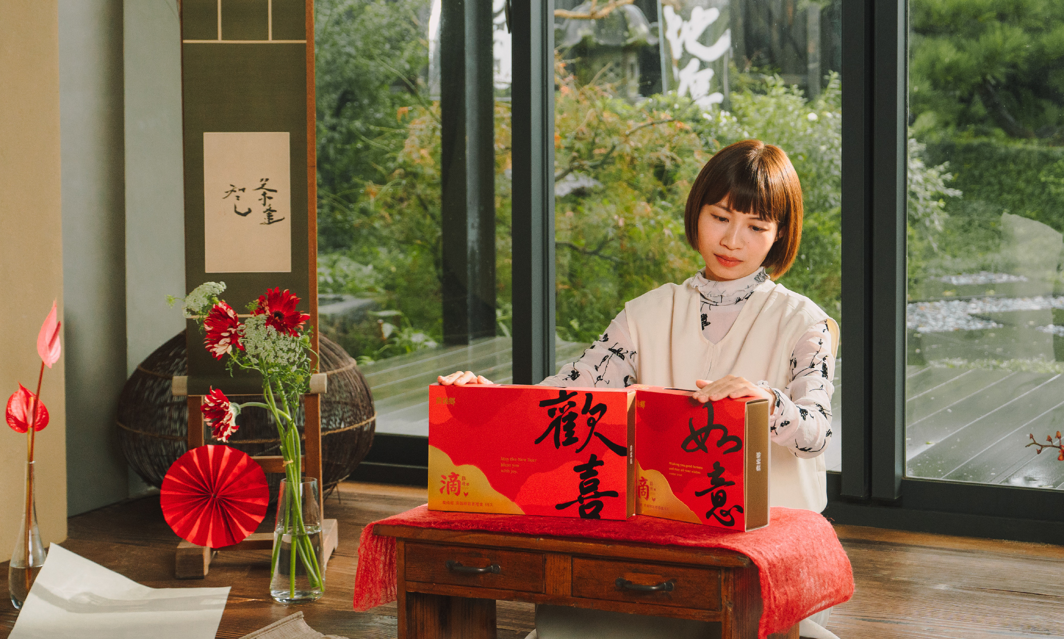 「世界很快，但我們可以慢一點」 －專訪三支筆工作室書法家小何