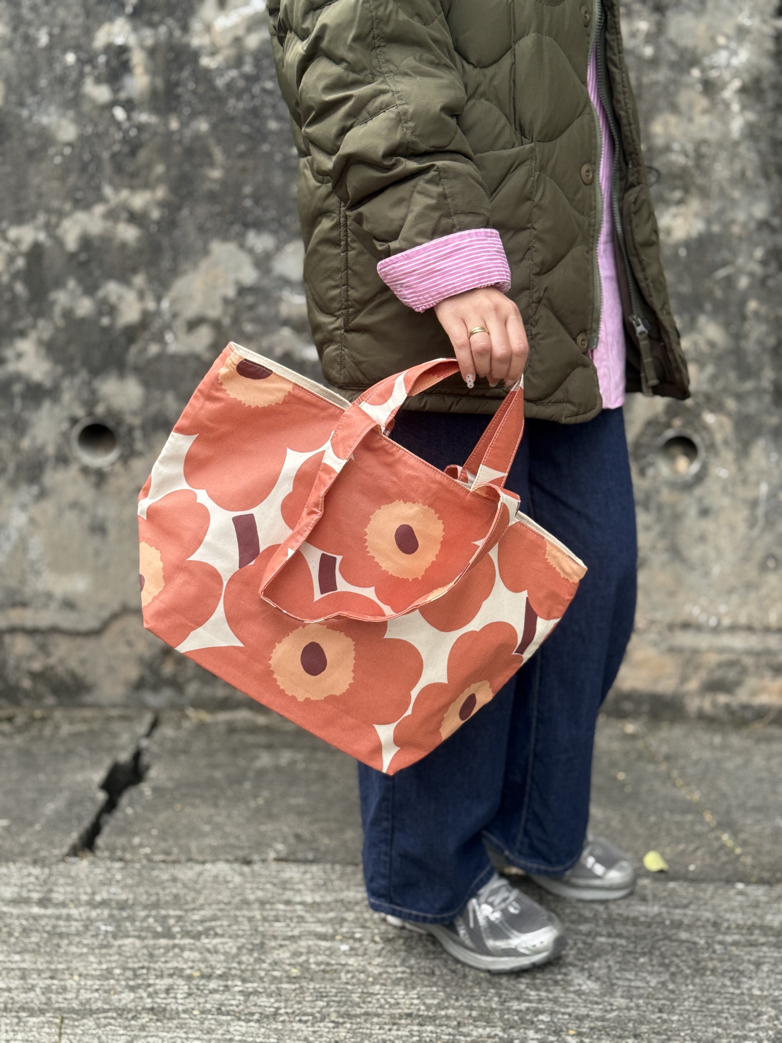 2 way tote | Marimekko waterproof fabric | Toffee Unikko
