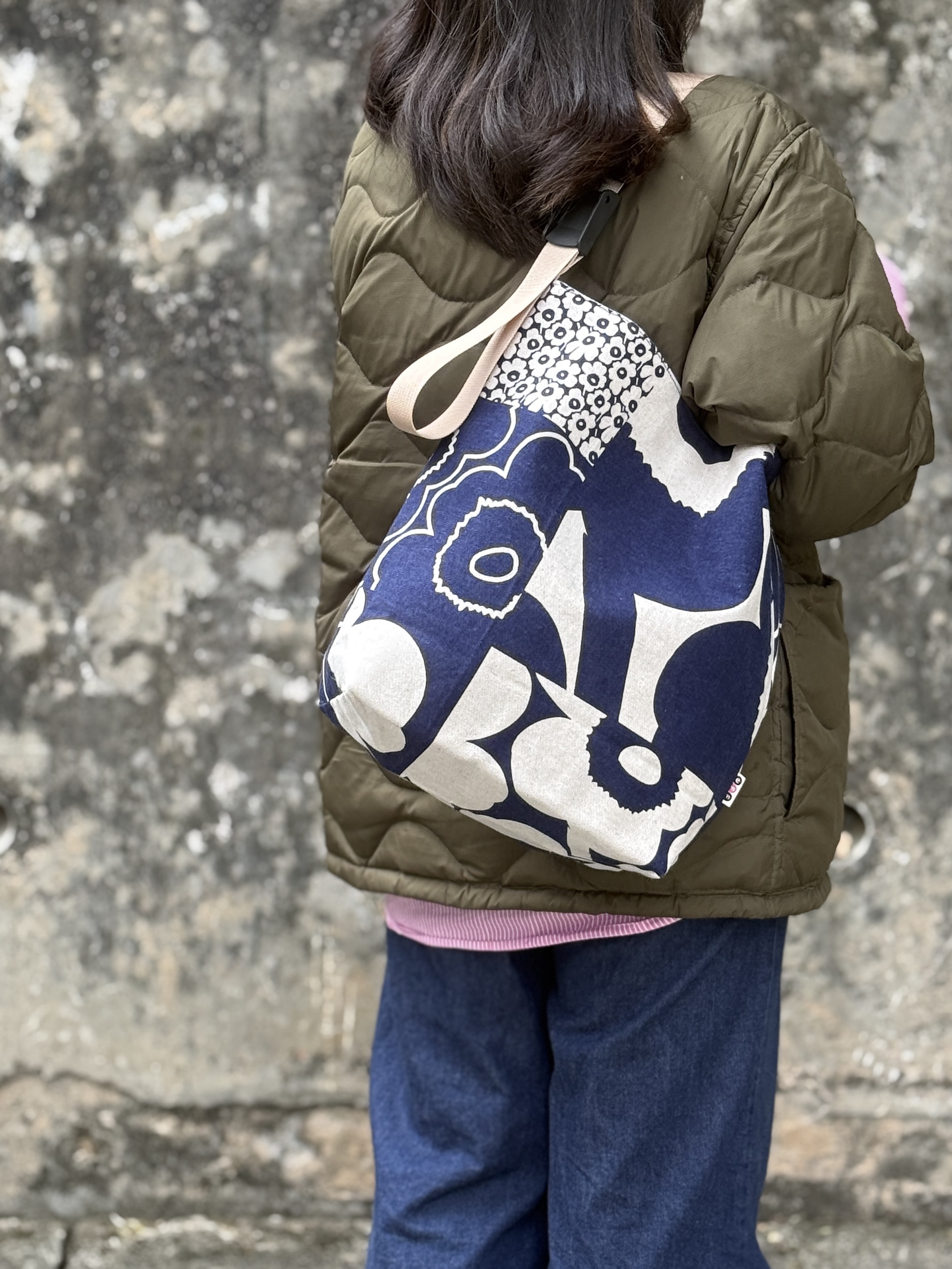 Easy Shoulder Tote | Marimekko fabric | Patchwork unikko