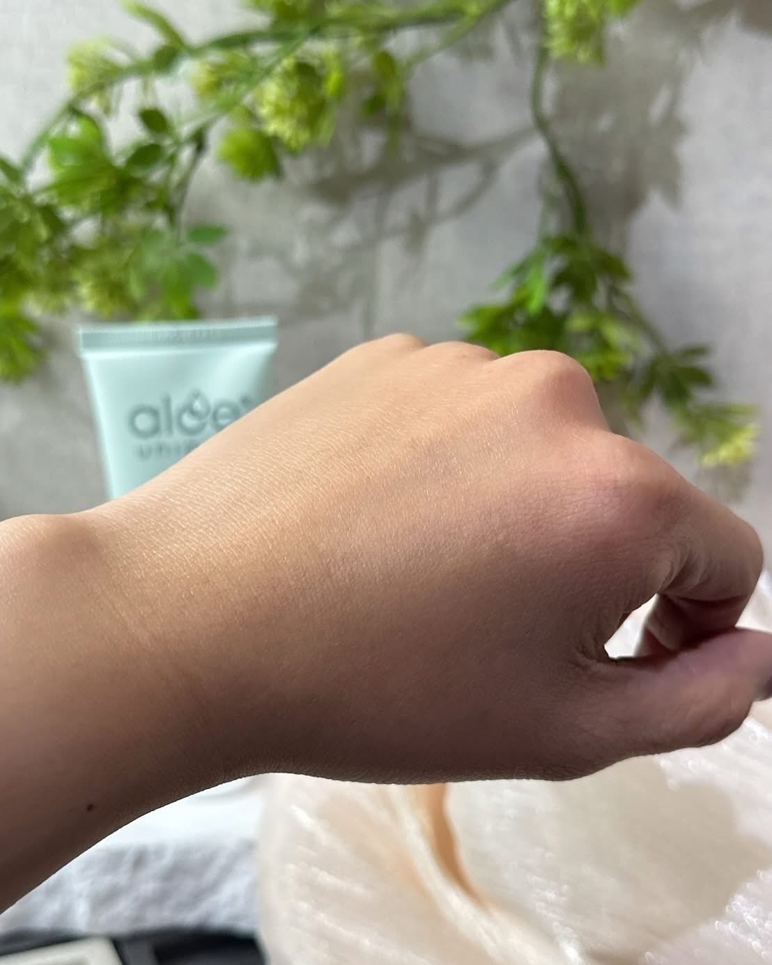 蘆薈舒潤護手霜 by崔普小哀