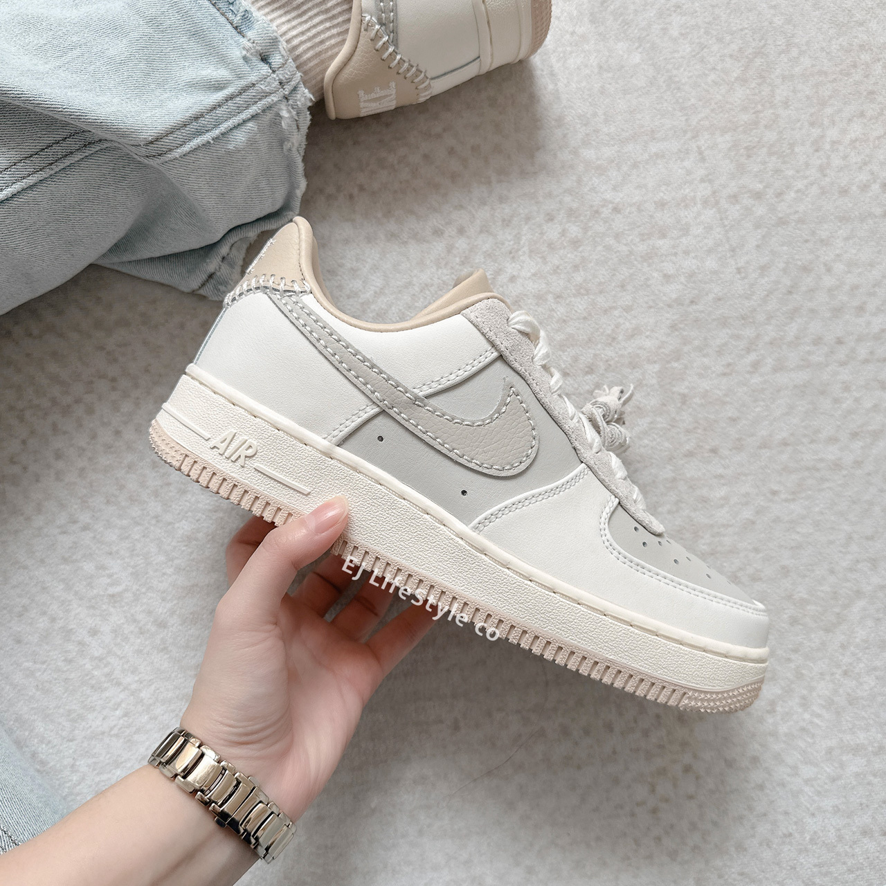 NIKE AIR FORCE 1 '07 AF1 奶油灰杏 莫蘭迪灰 奶油白 灰色 流蘇 縫線 女鞋 HV1813-001 / 預購
