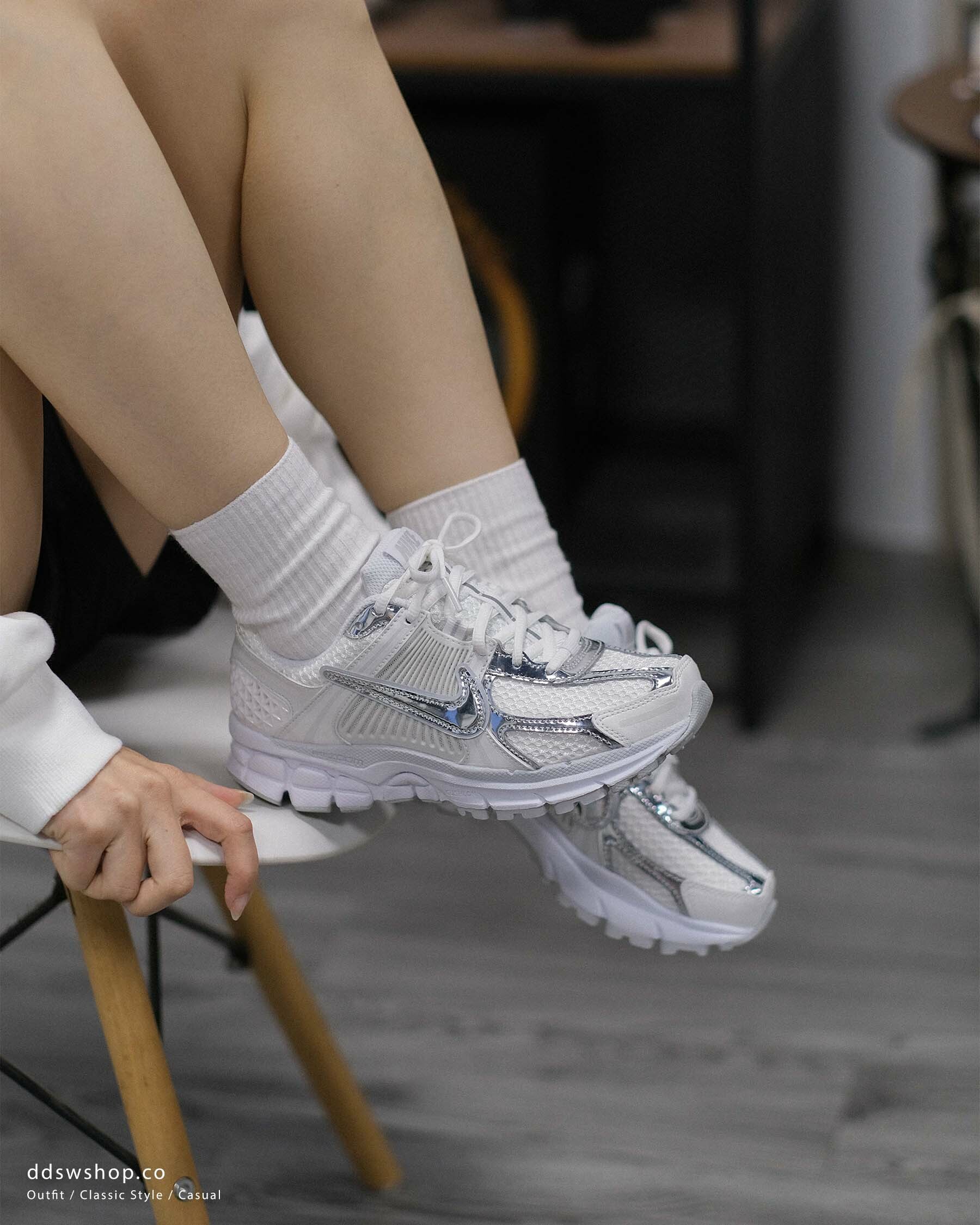 "代購+現貨" NIKE ZOOM VOMERO 5 "CHROME TOE" 白銀  HF7723-100