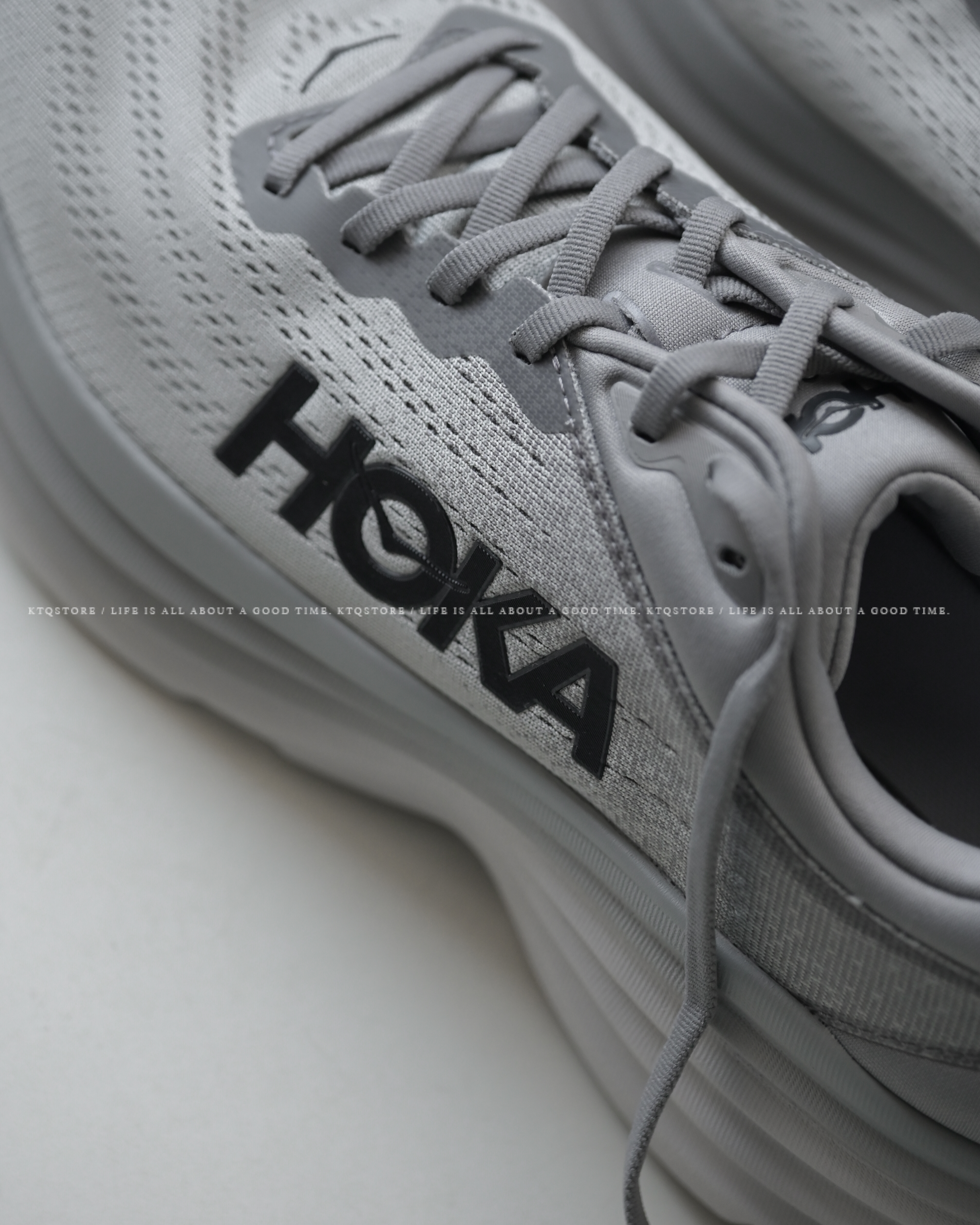 KTQ STORE ‧ Hoka One One Bondi 8 "Sharkskin Harbor Mist" 鯊魚灰 1123202-SHMS