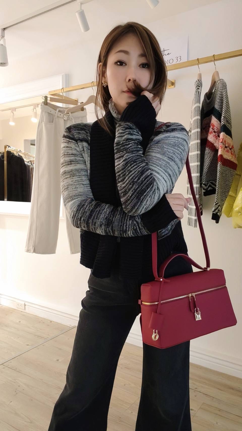 黑白橫紋漸層針織罩衫