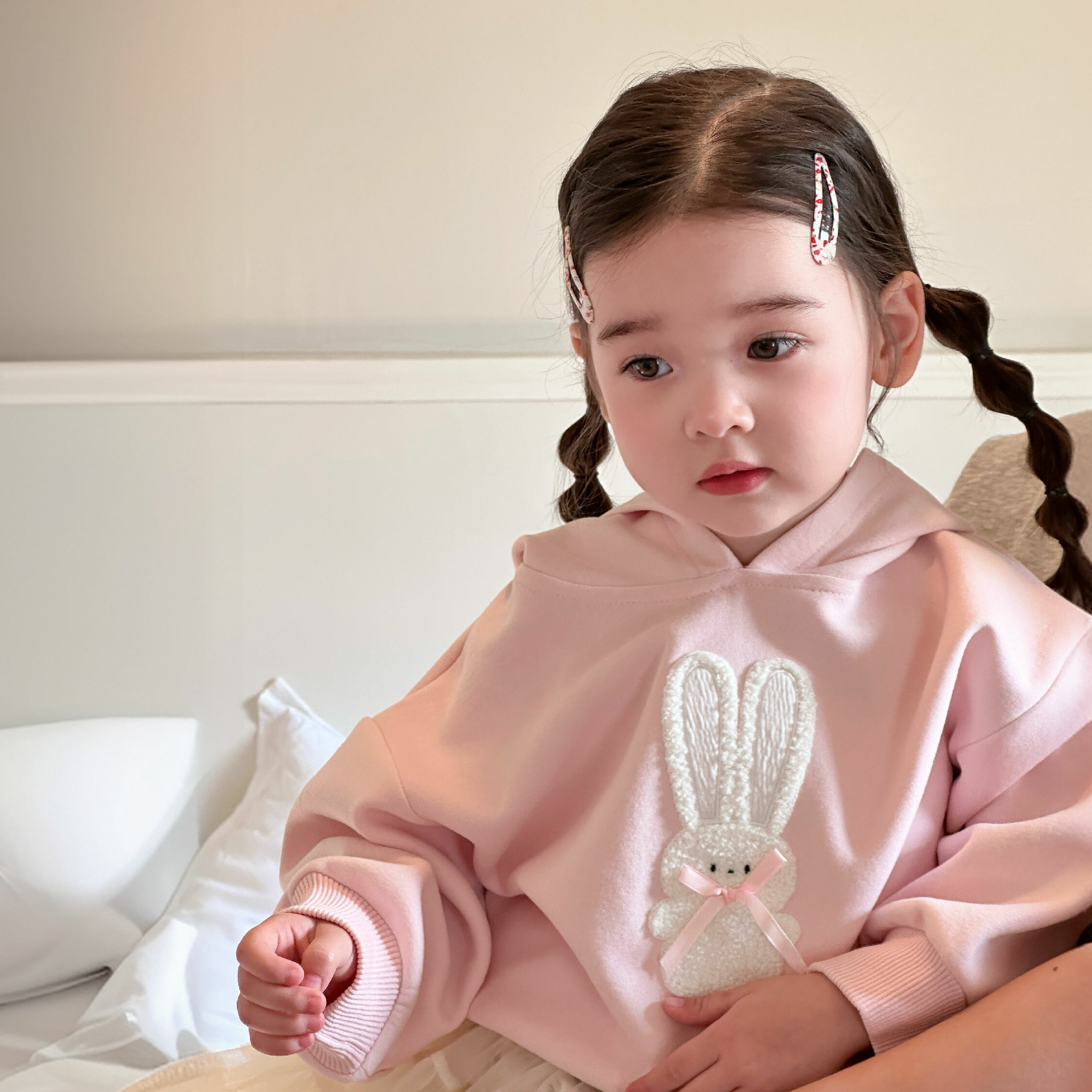 【H55191】QQ毛小兔立體耳朵連帽上衣/帽T