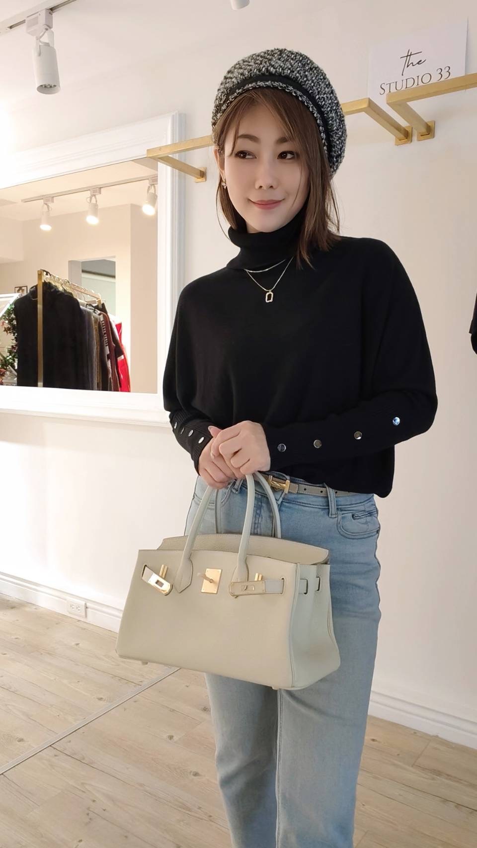 高領袖口排釦針織上衣