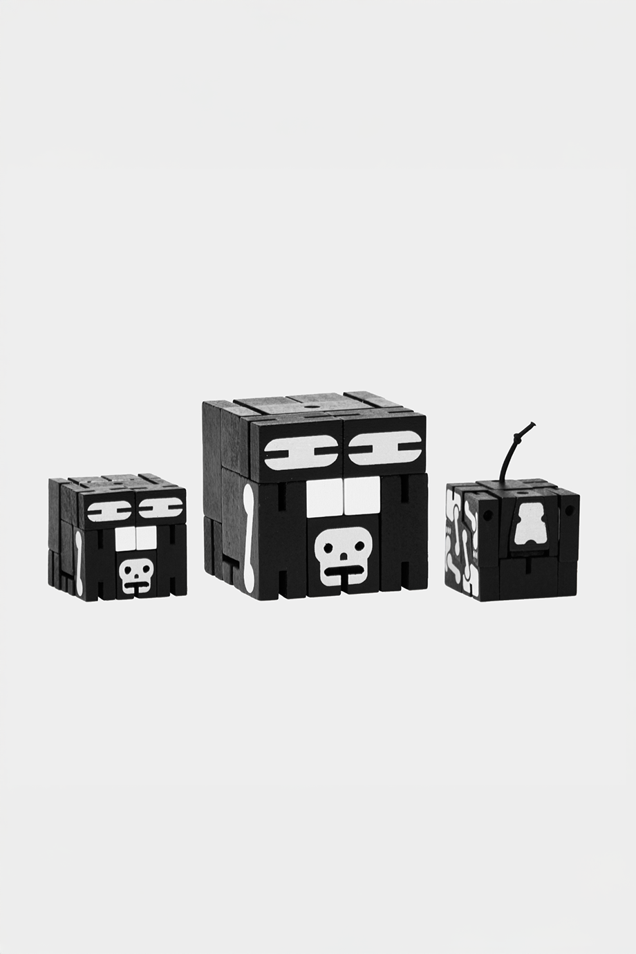 Areaware｜Cubebot 酷比人【特別款小型】山毛櫸積木變形機器人公仔 - 骷髏人