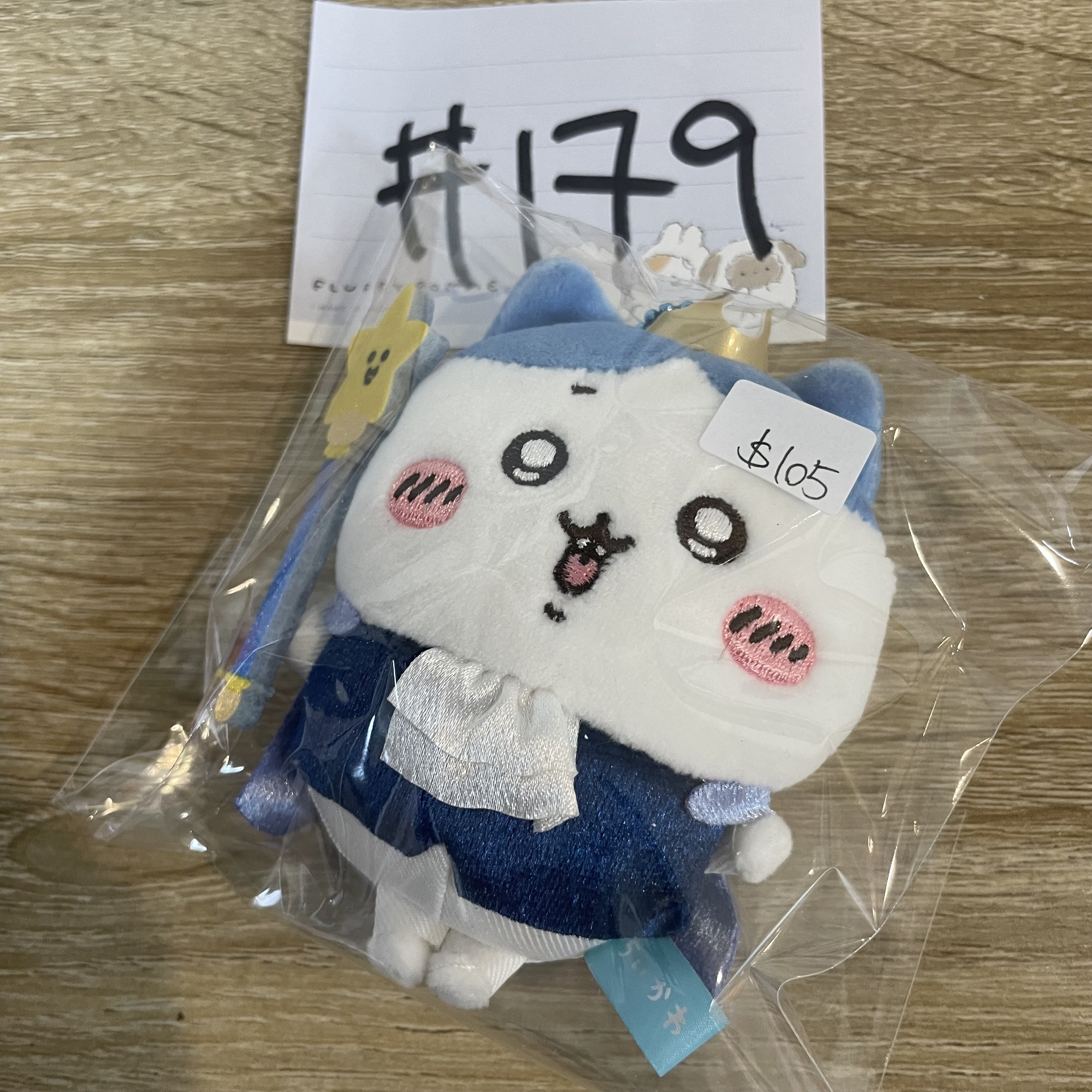 CHIIKAWA 八字貓 公仔#179