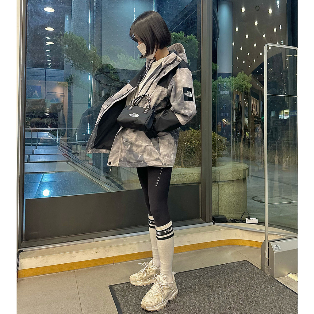 【代購】The North Face Vaiden 渲染灰防風外套 | 北臉日系漸層設計夾克 NJ2HP02J