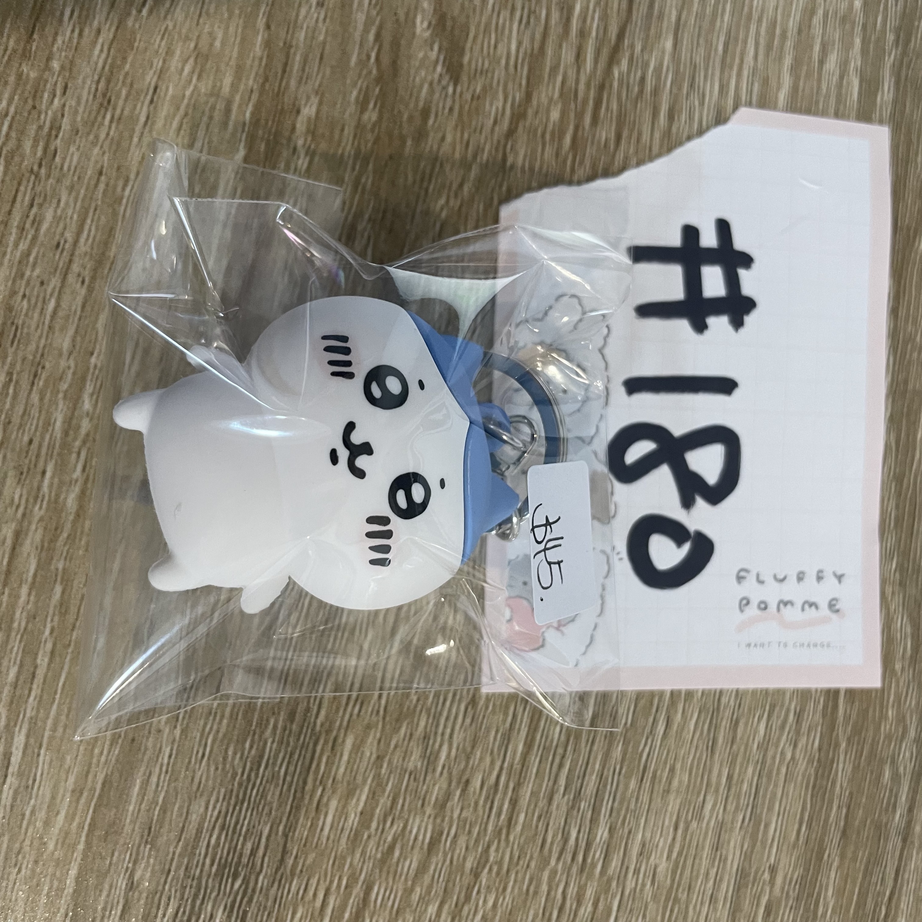 CHIIKAWA 八字貓   FIGURE #180