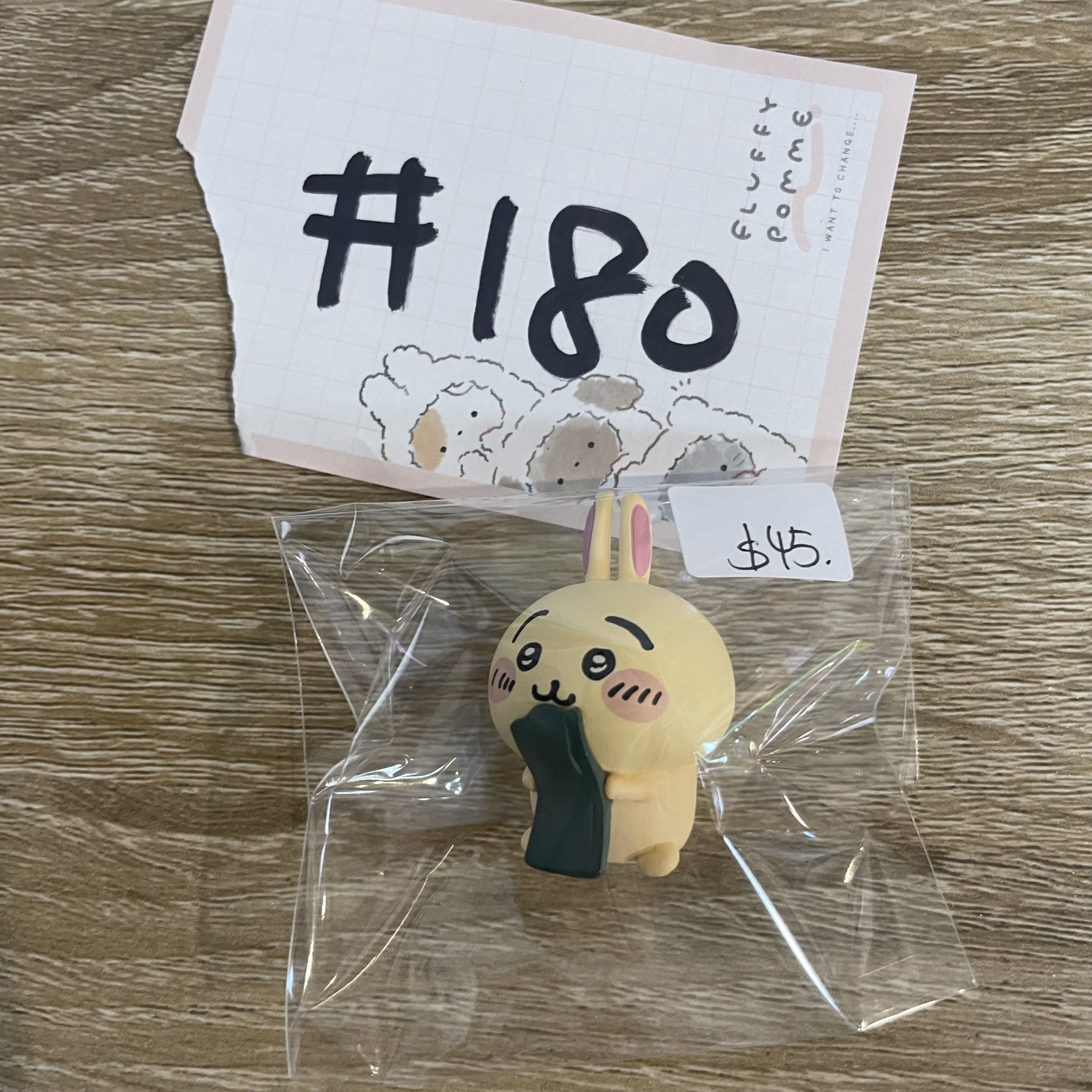 CHIIKAWA   兔兔 FIGURE  #180