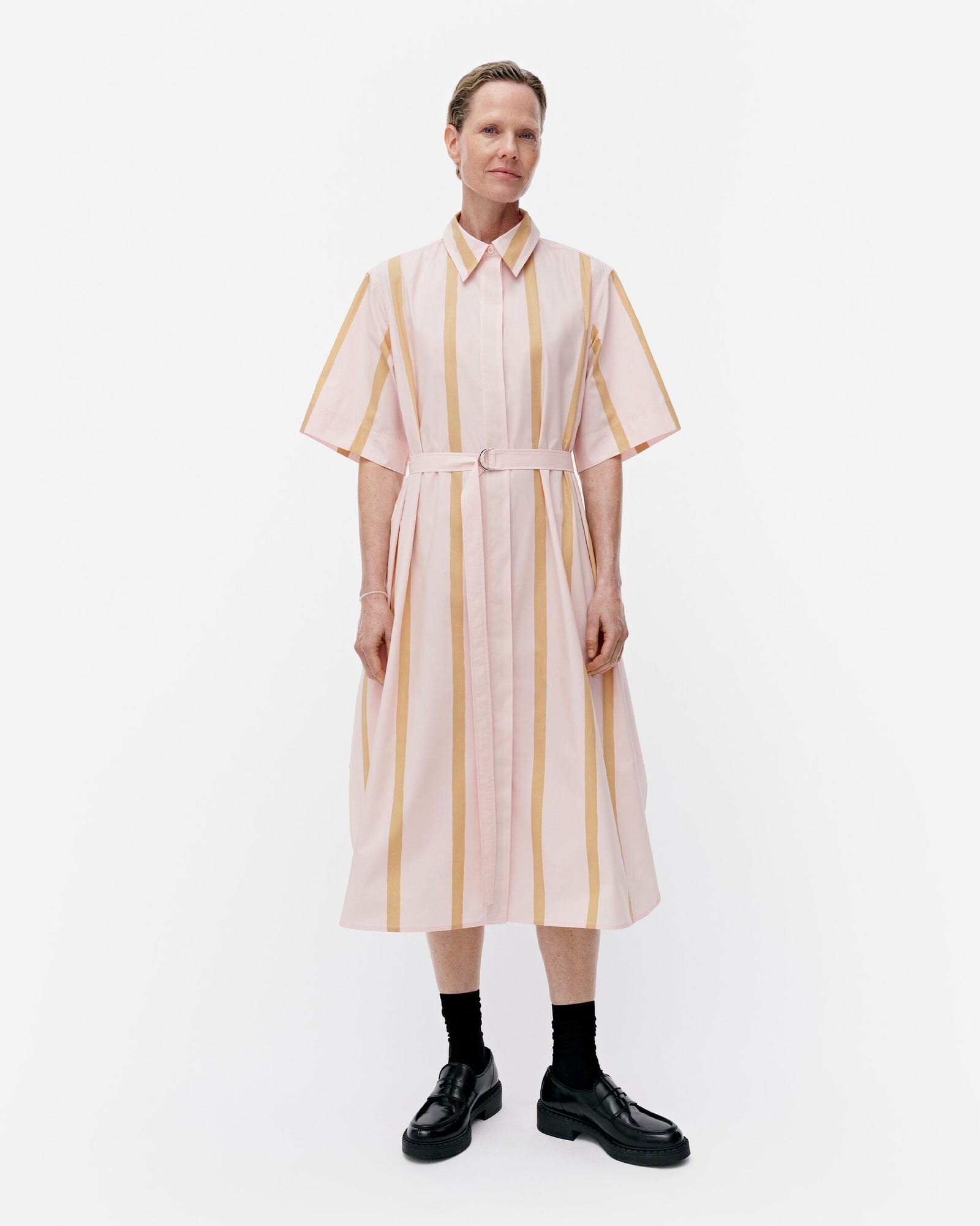 PAPERI PUHVELI 條紋洋裝