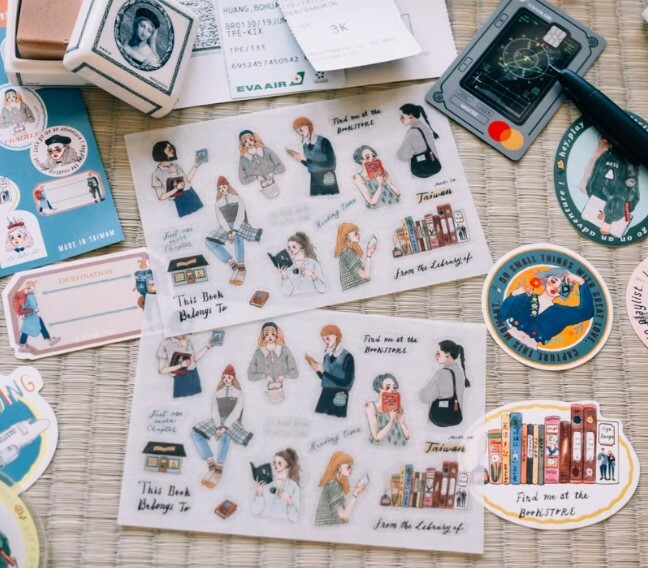 La Dolce Vita Transfer Sticker - Life in a bookstore