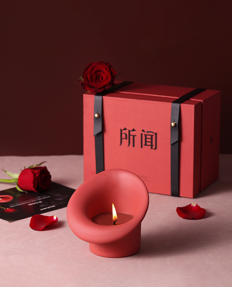 匿名玫瑰香氛蠟燭