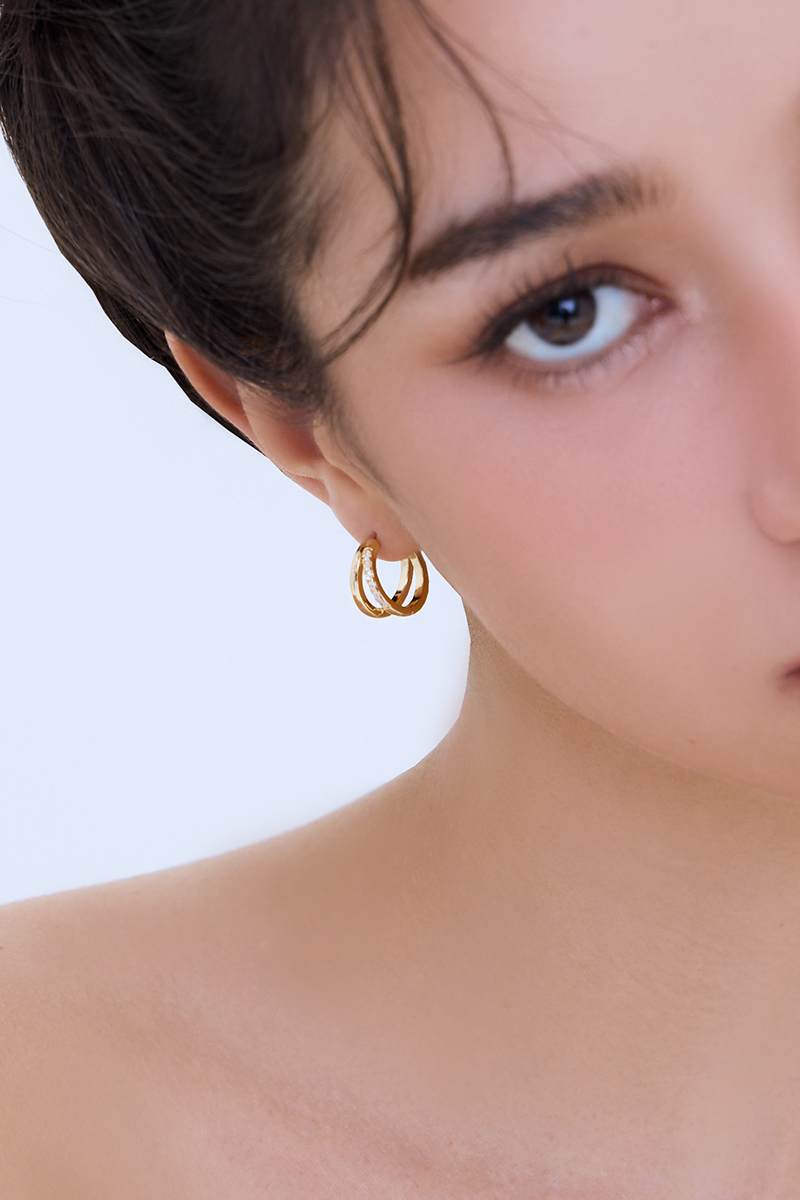 雙層線形圈圈。針式耳環(金)