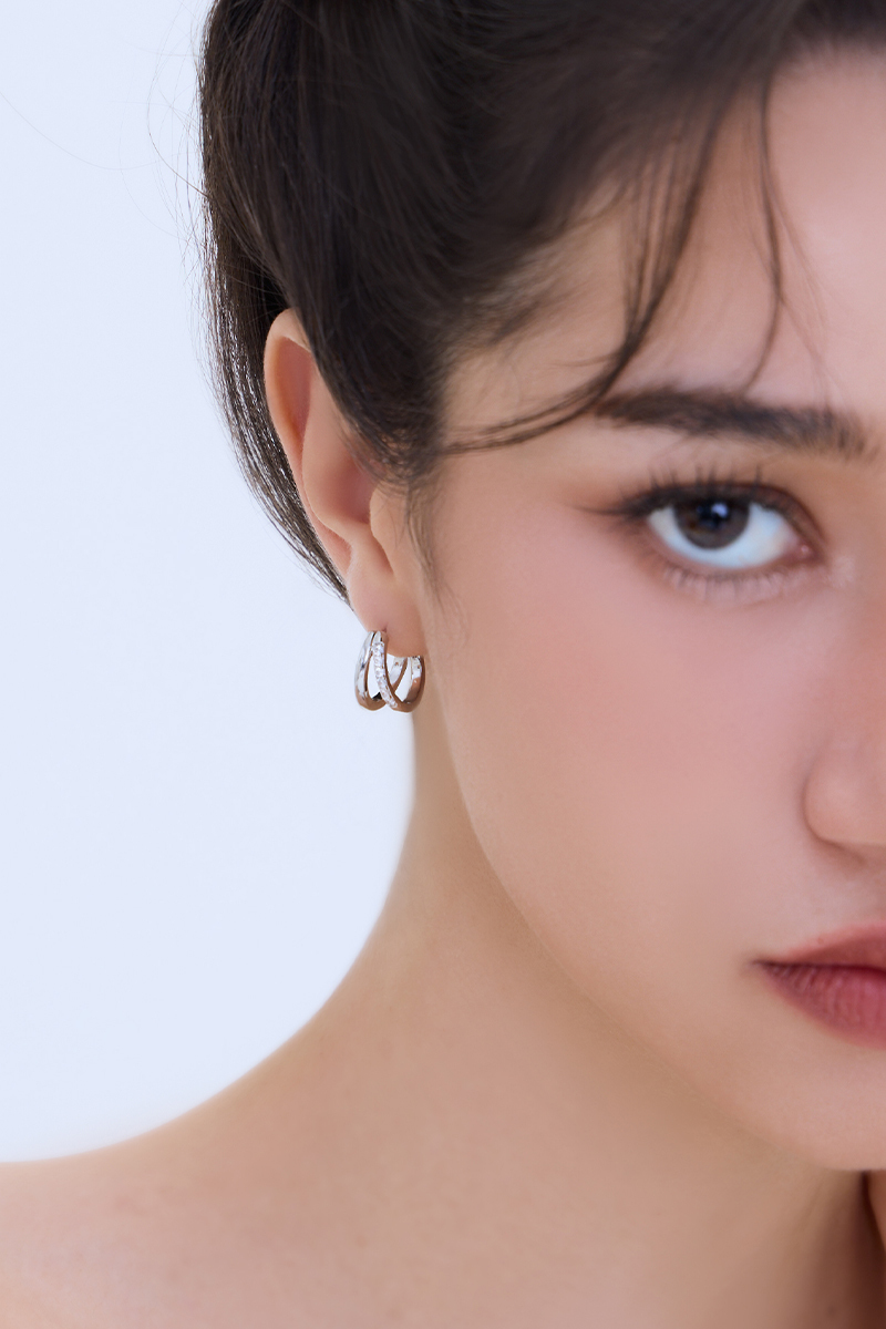 雙層線形圈圈。針式耳環(銀)