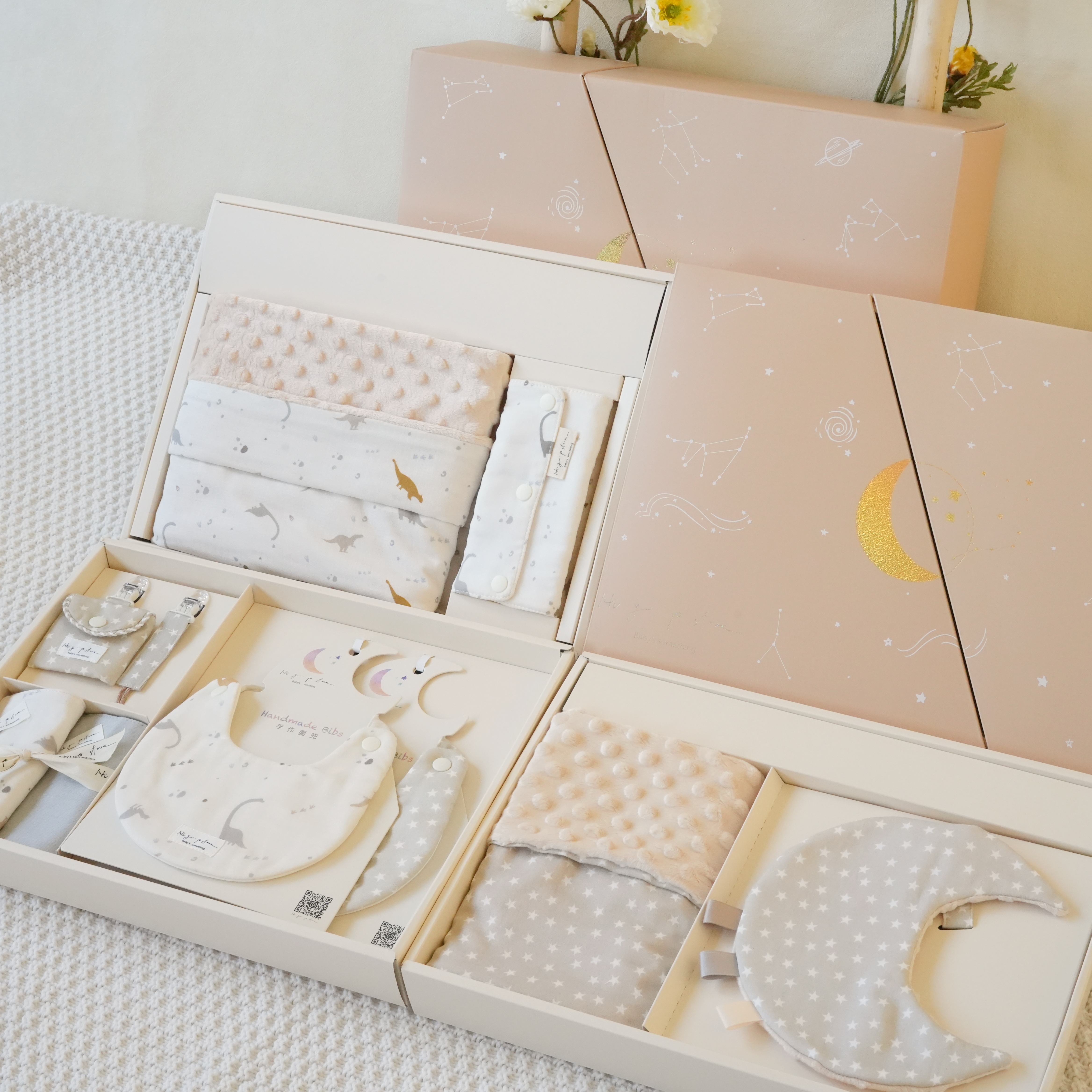 Hi Y.P store-彌月禮盒澎湃組-獨家設計-恐龍之謎