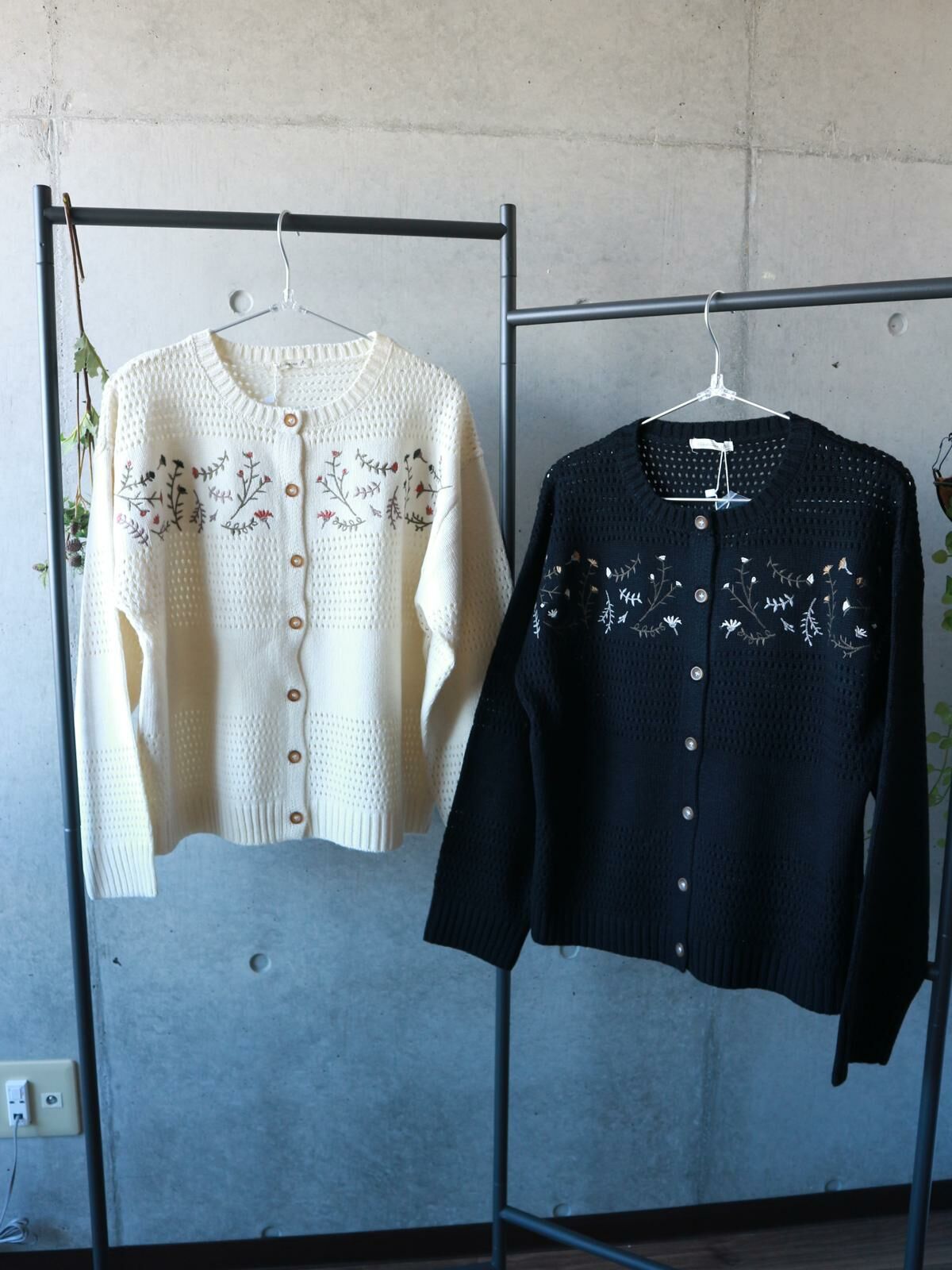 花卉圖案刺繡鏤空針織外套 (兩色入) 【日本直送】