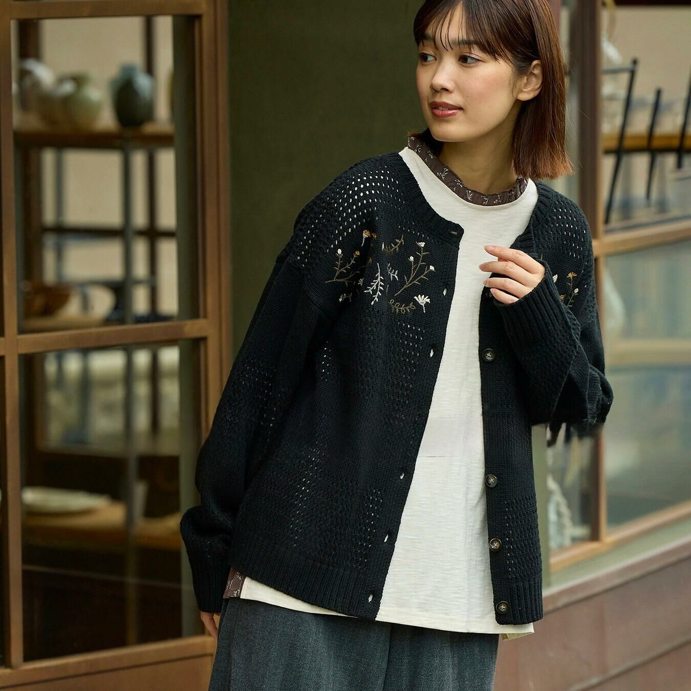 花卉圖案刺繡鏤空針織外套 (兩色入) 【日本直送】