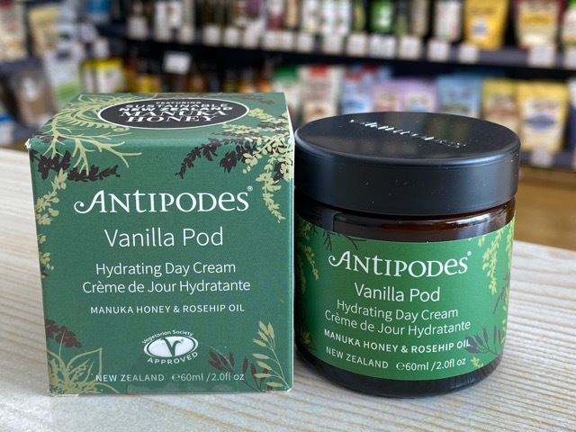 Antipodes 香草莢補濕日霜 (2027年6月30日之前為最佳)