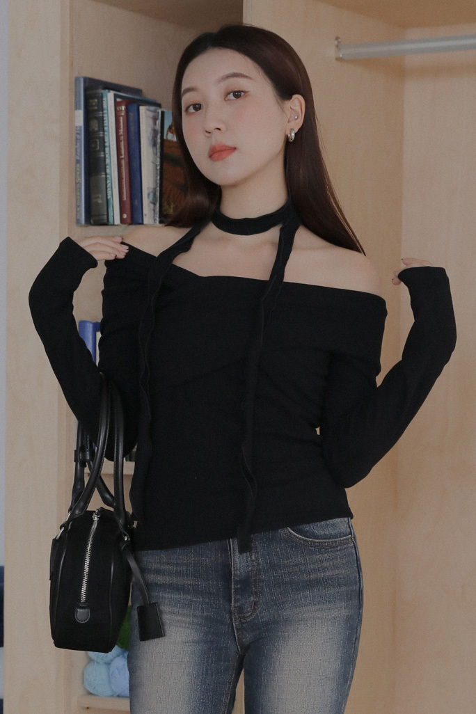 Off shoulder Tie Tee #上衣