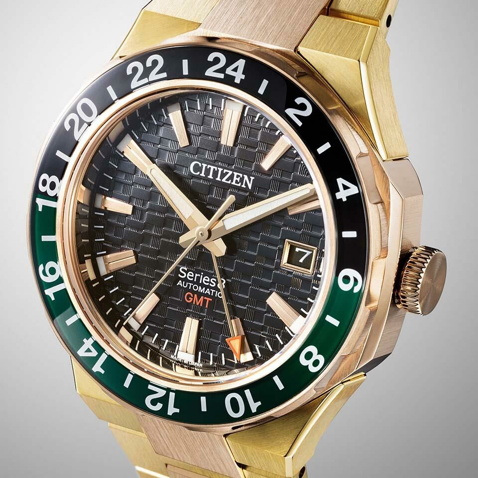 萬年鐘錶 - Citizen 星辰錶  Series 8   880系列   限量金色光輝抗磁機械男錶  NB6033-51E  錶徑41MM
