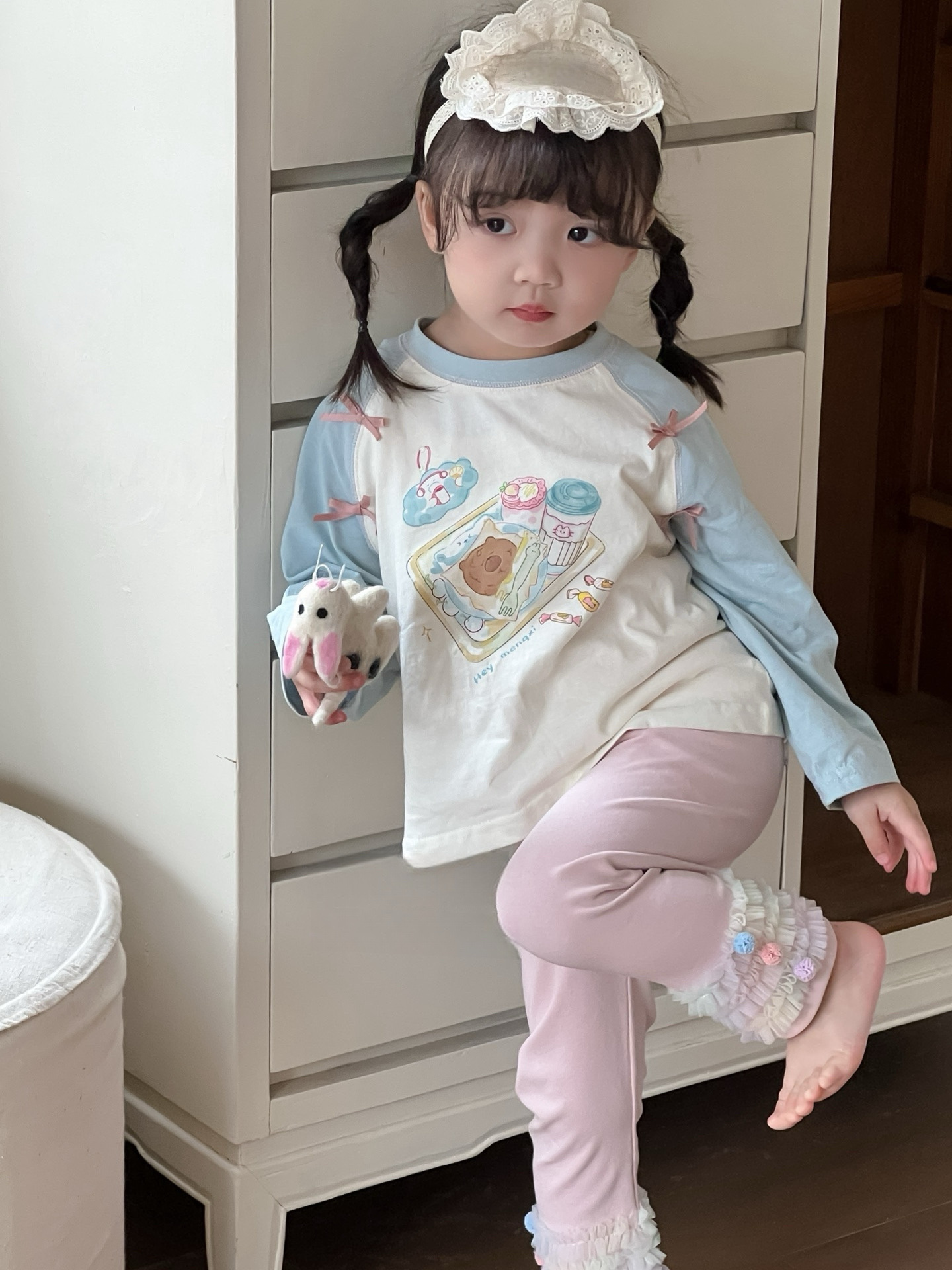 韓系可愛蝴蝶結塗鴉上衣