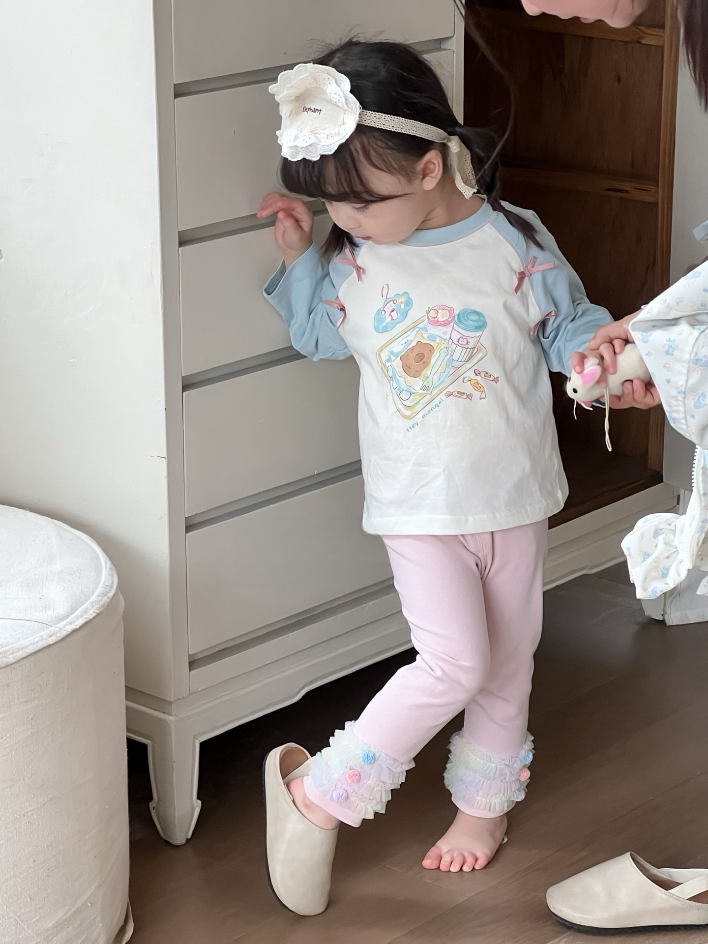 韓系可愛蝴蝶結塗鴉上衣