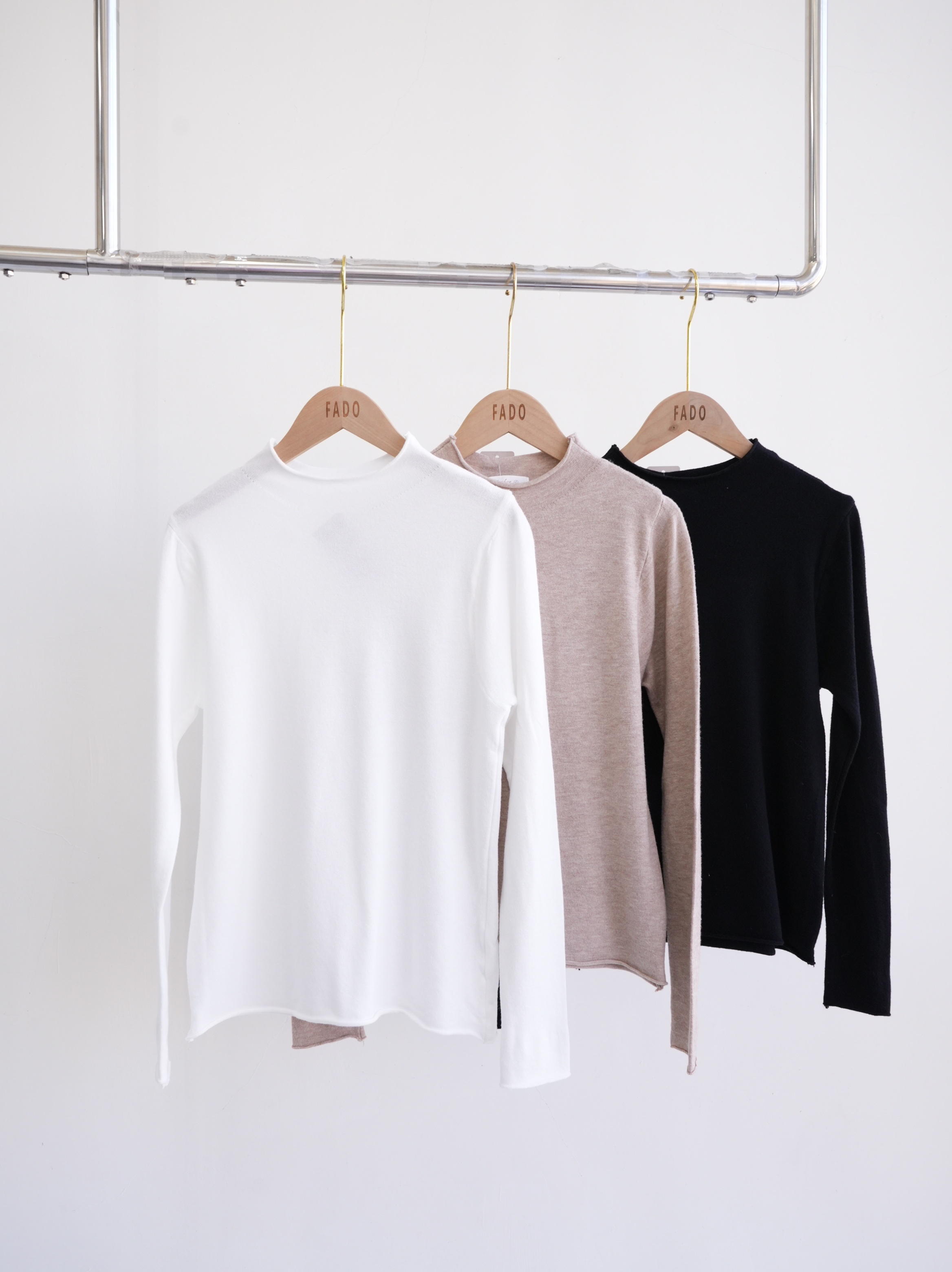 法朵Fado shop｜捲邊彈力內搭針織衫 011A452 三色