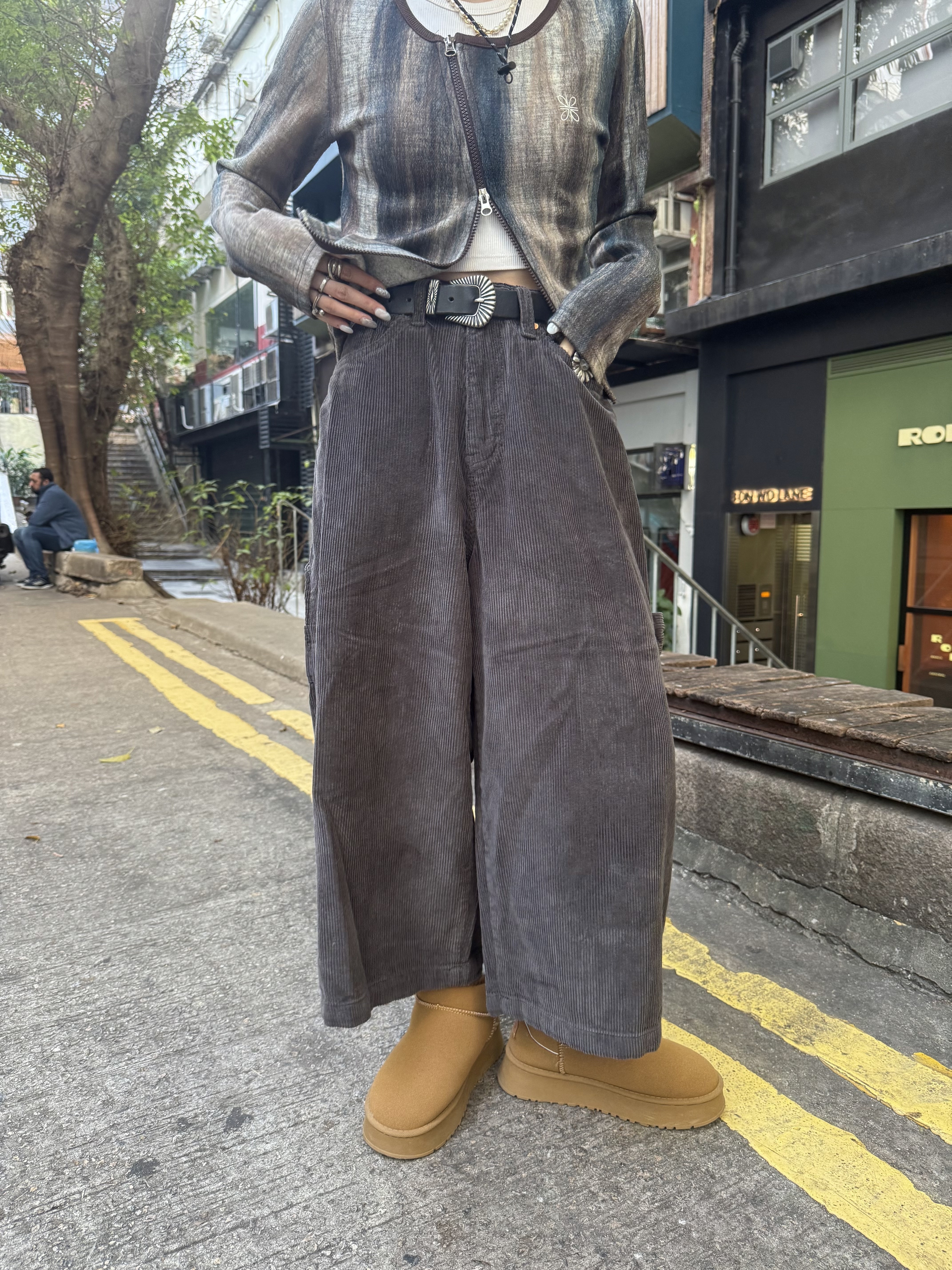 靚色燈芯絨寬鬆7分褲