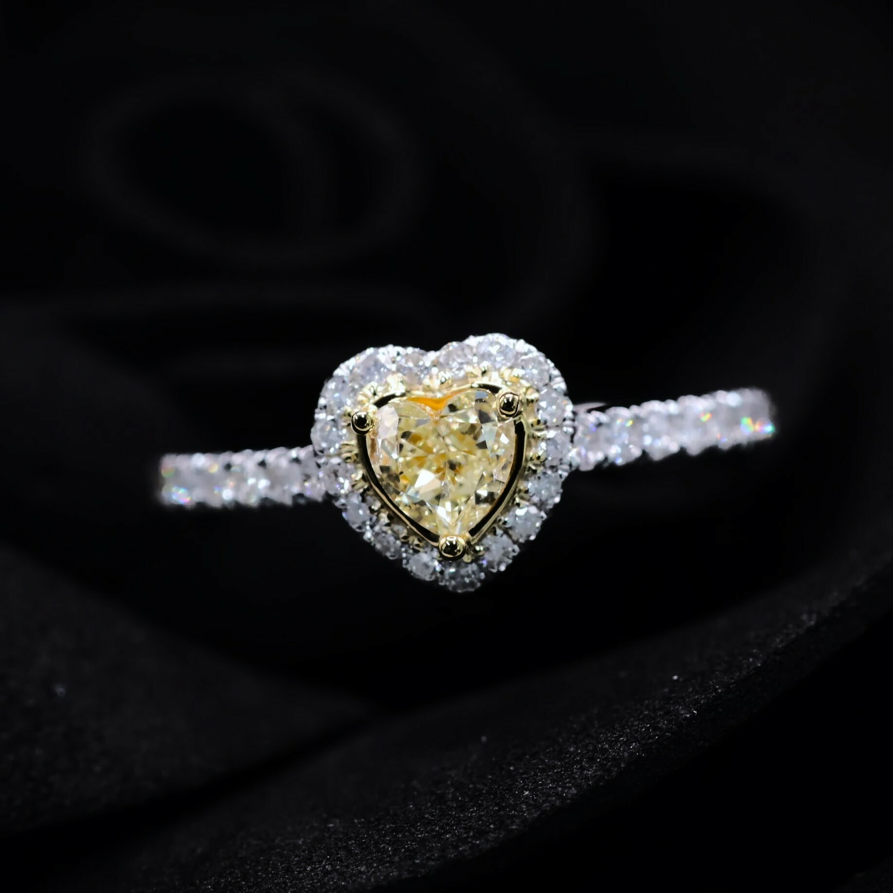 18K Gold 0.60ct Fancy Yellow Heart Shaped Diamond Ring