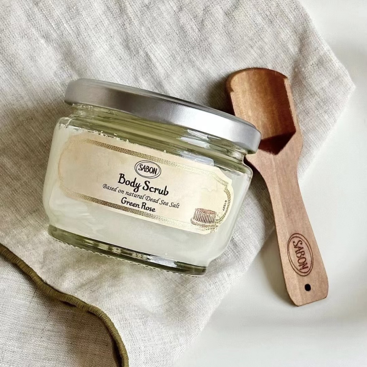 iSNEAKERS｜Sabon 身體磨砂膏 600g 玫瑰茶語/澄花漫舞