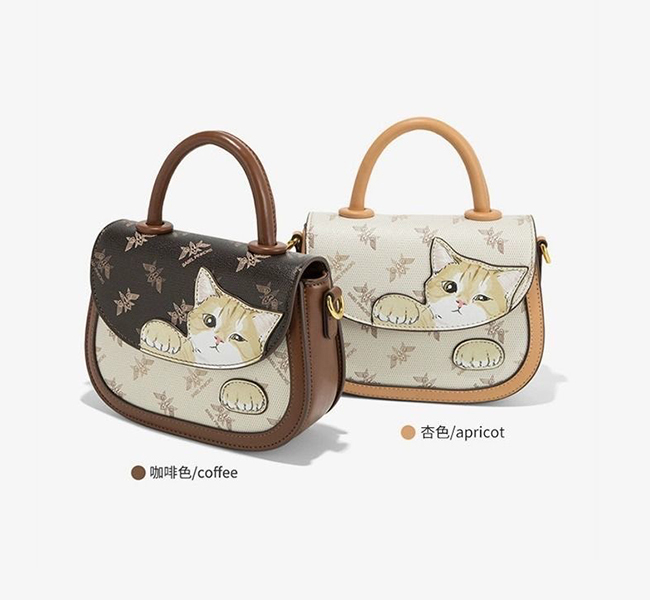 💕貓咪寫實斜揹包包-預購
