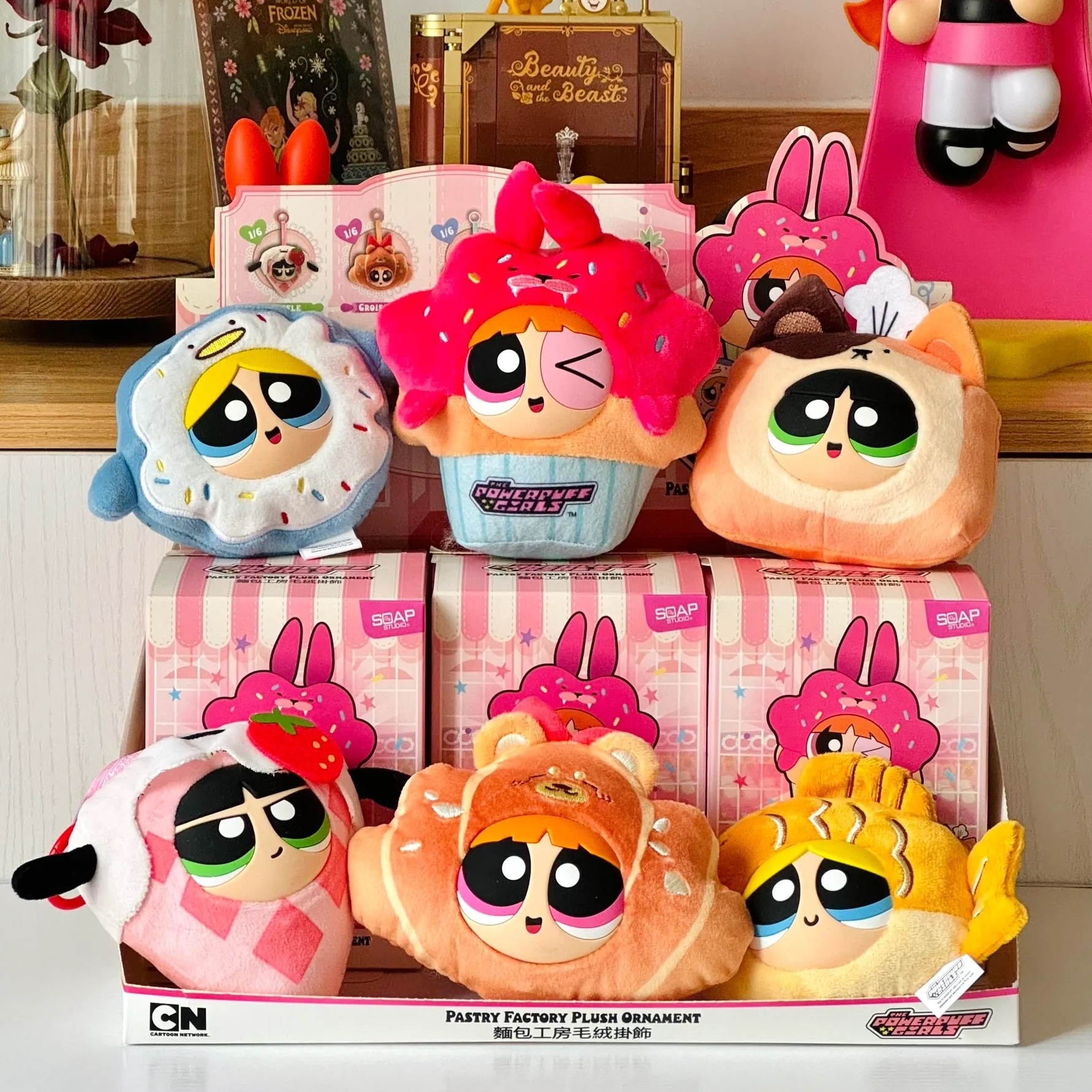 SOAP STUDIO X 飛天小女警 麵包工坊系列 盲盒 吊飾 鑰匙圈 花花 泡泡 毛毛 / 預購