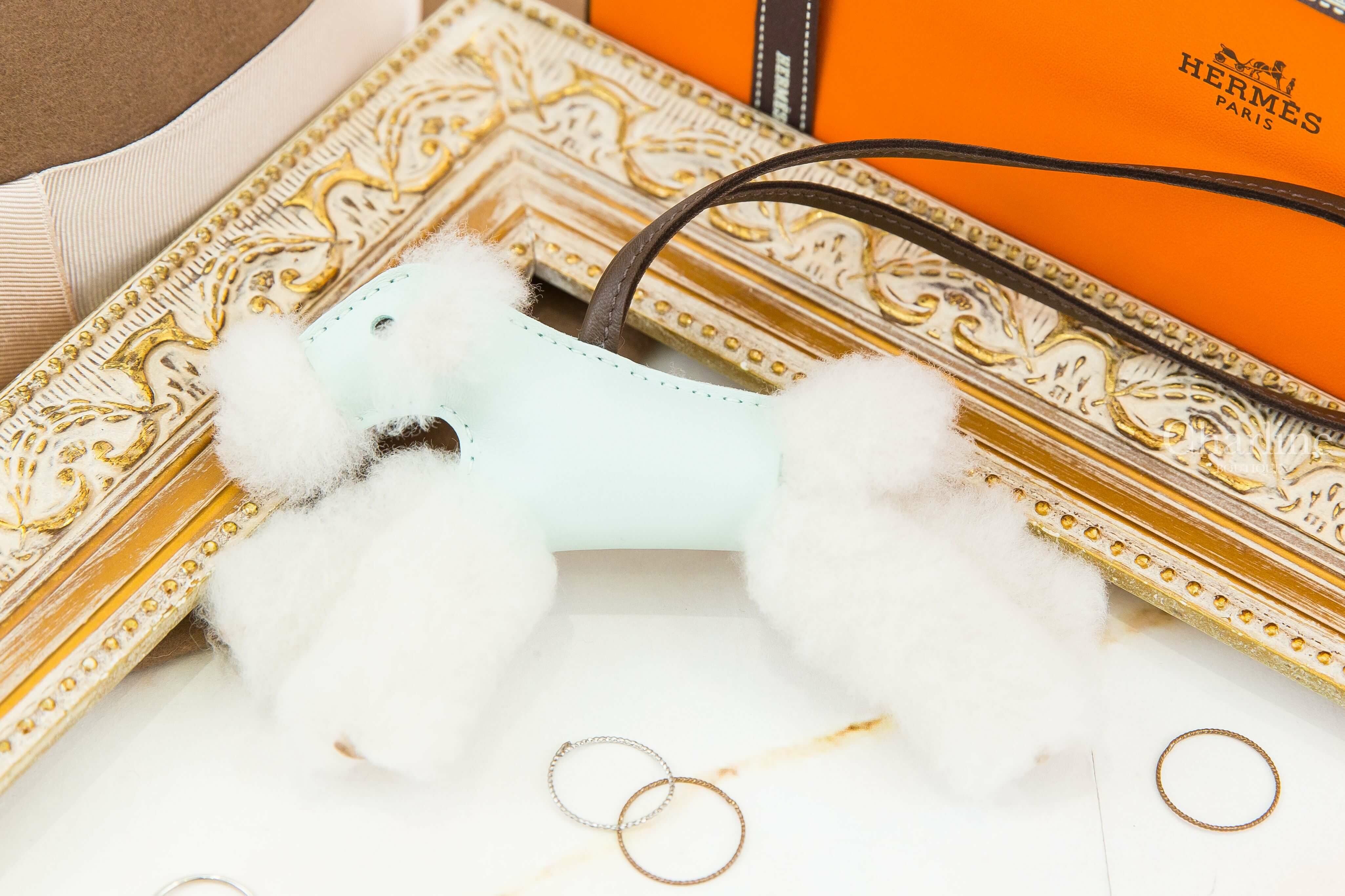 Hermès Hermès Budy Charm 辣薄荷綠/巧克力色羊毛獵狐梗犬吊飾