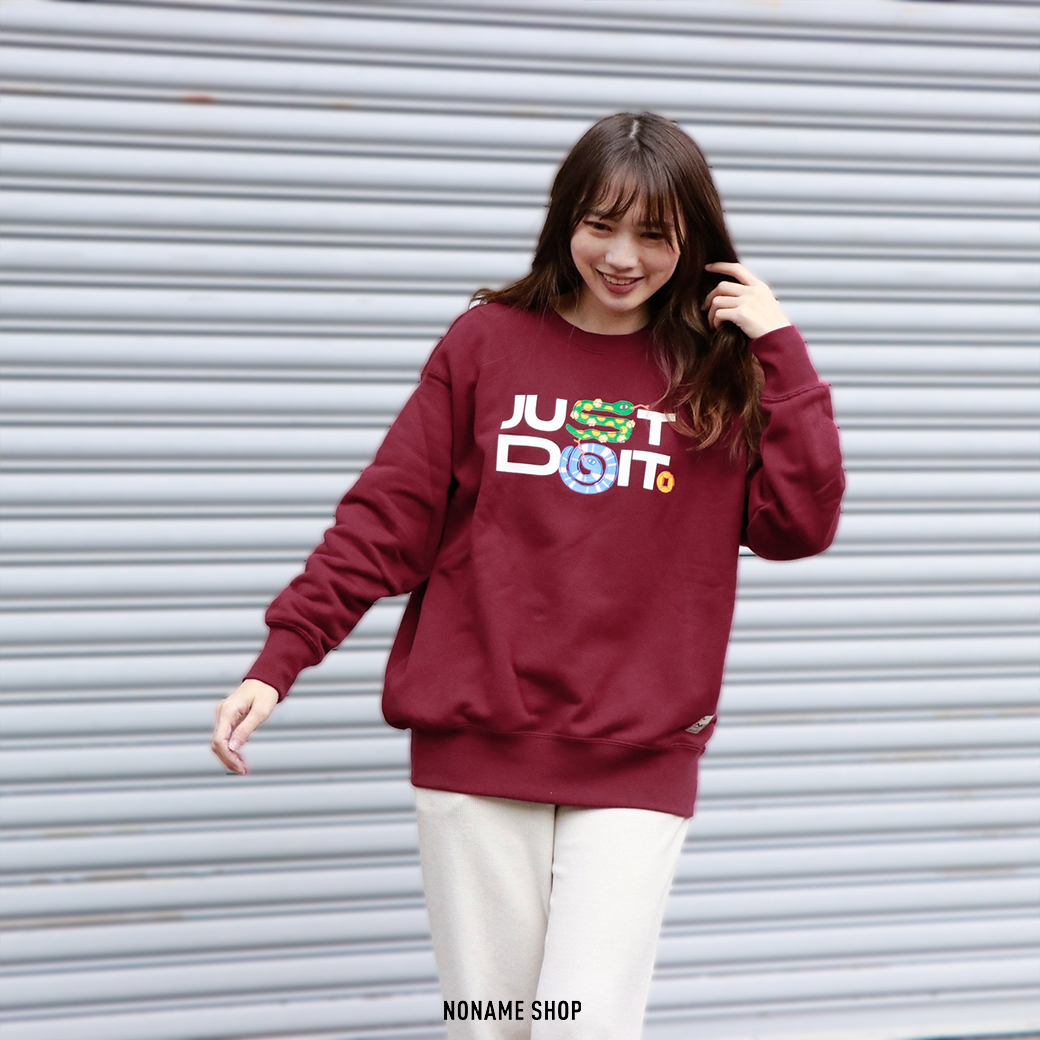 NIKE Sportswear CNY "Year Of The Snake" 2025 蛇年限定 迎新 印花 LOGO 大學T 兩色 (女款)