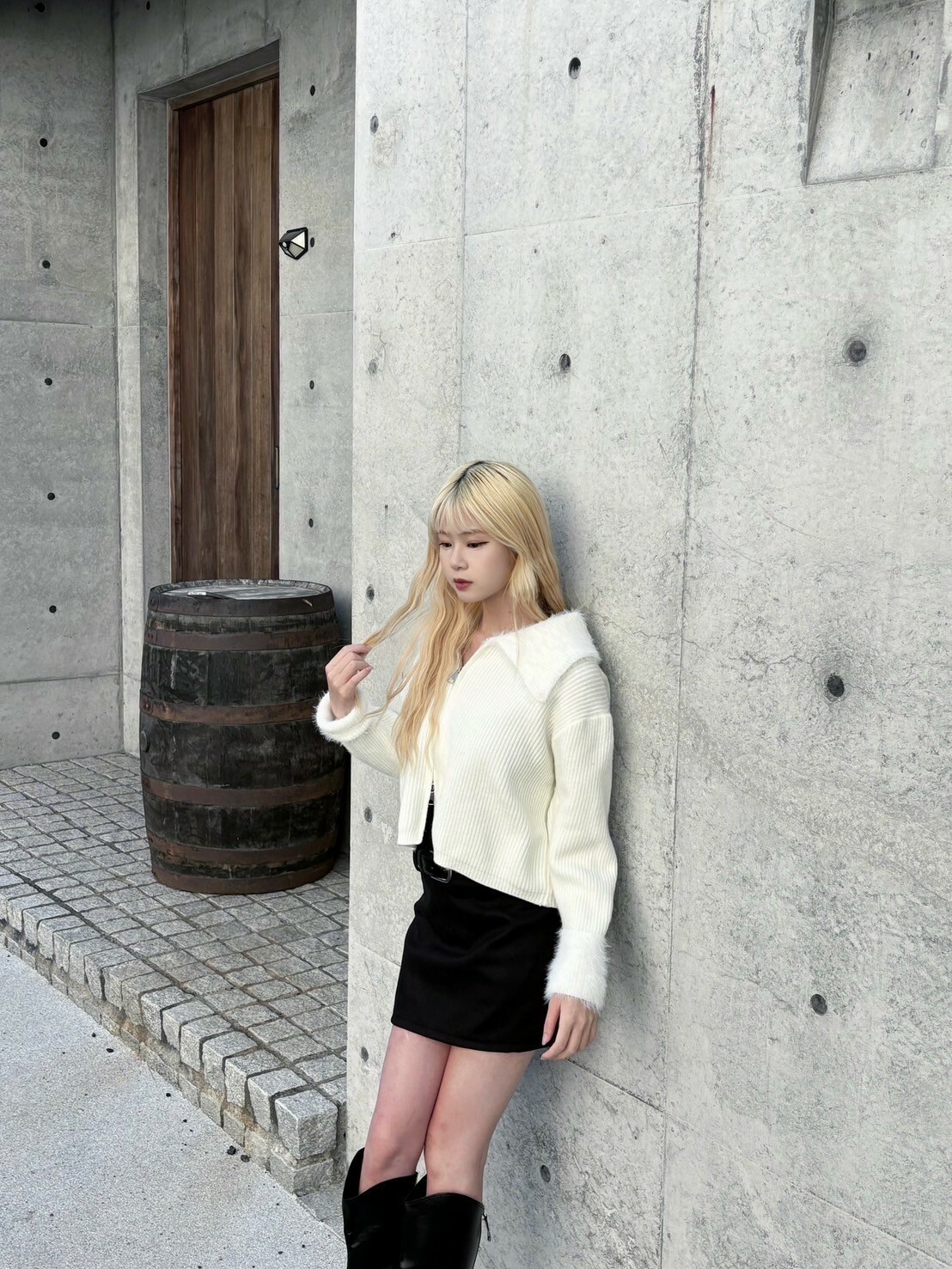 (GOAL) 8856 復古毛毛翻領針織拉鍊毛衣