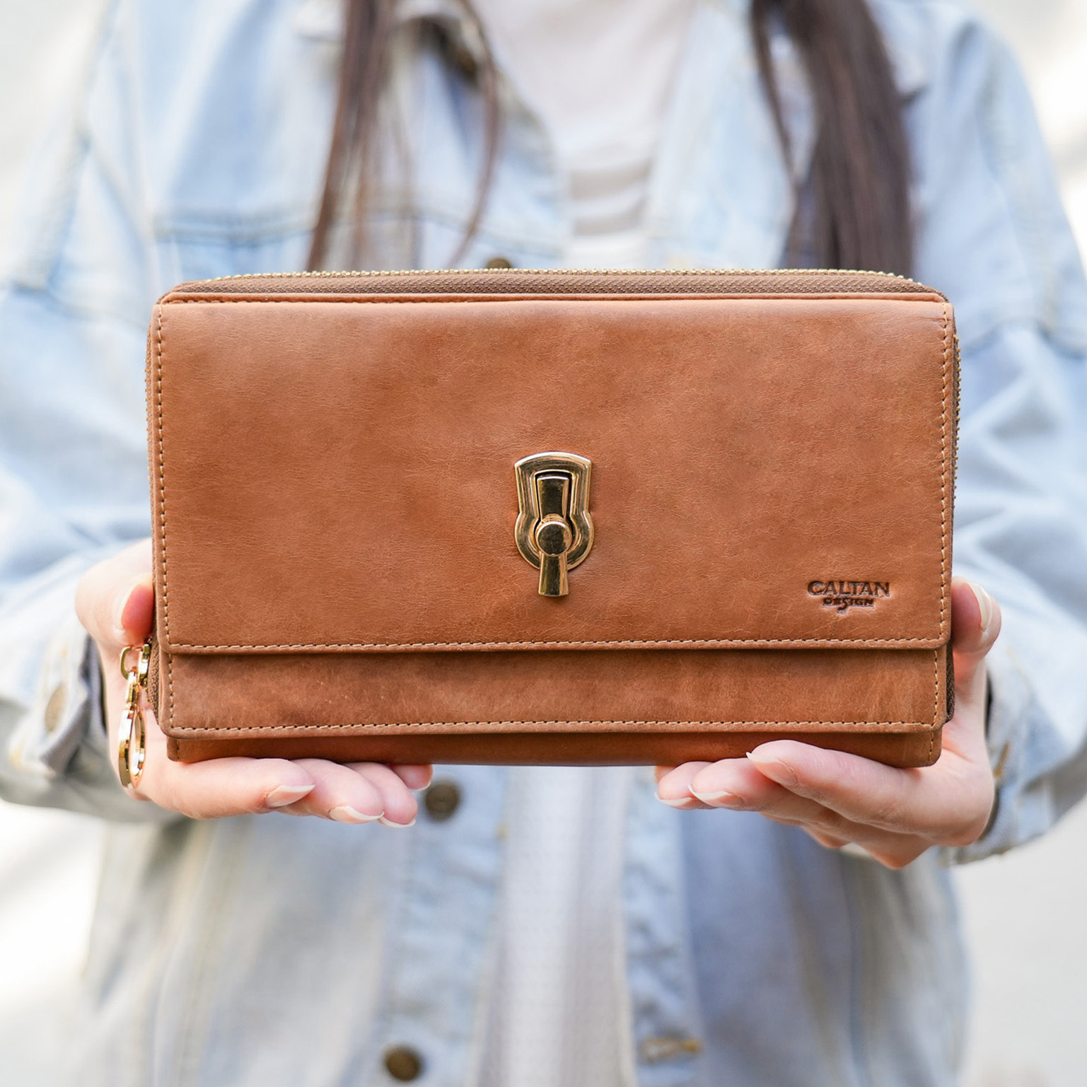 時針轉扣長夾手機包-三色(2230)