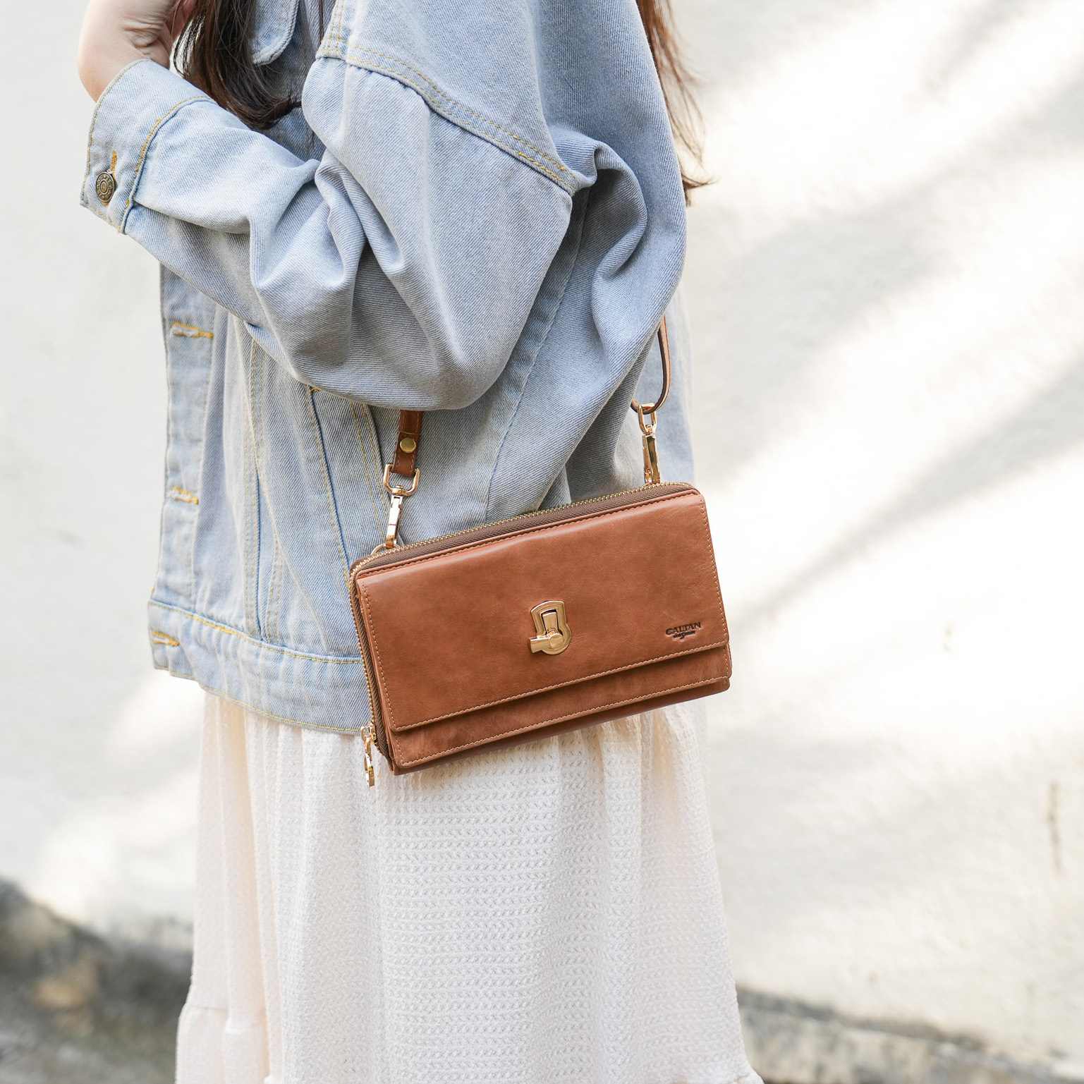 時針轉扣長夾手機包-三色(2230)