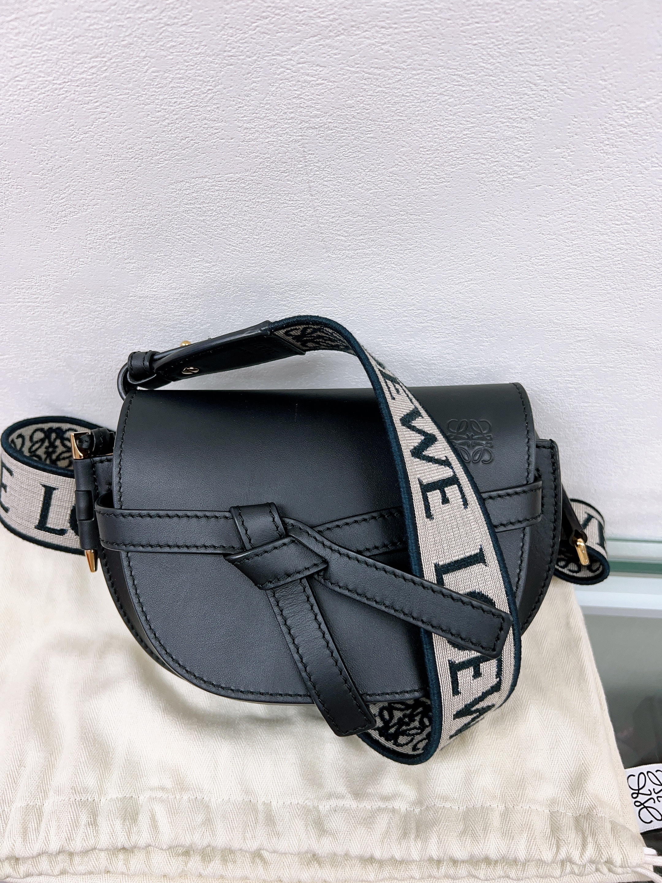 Loewe mini gate dual black