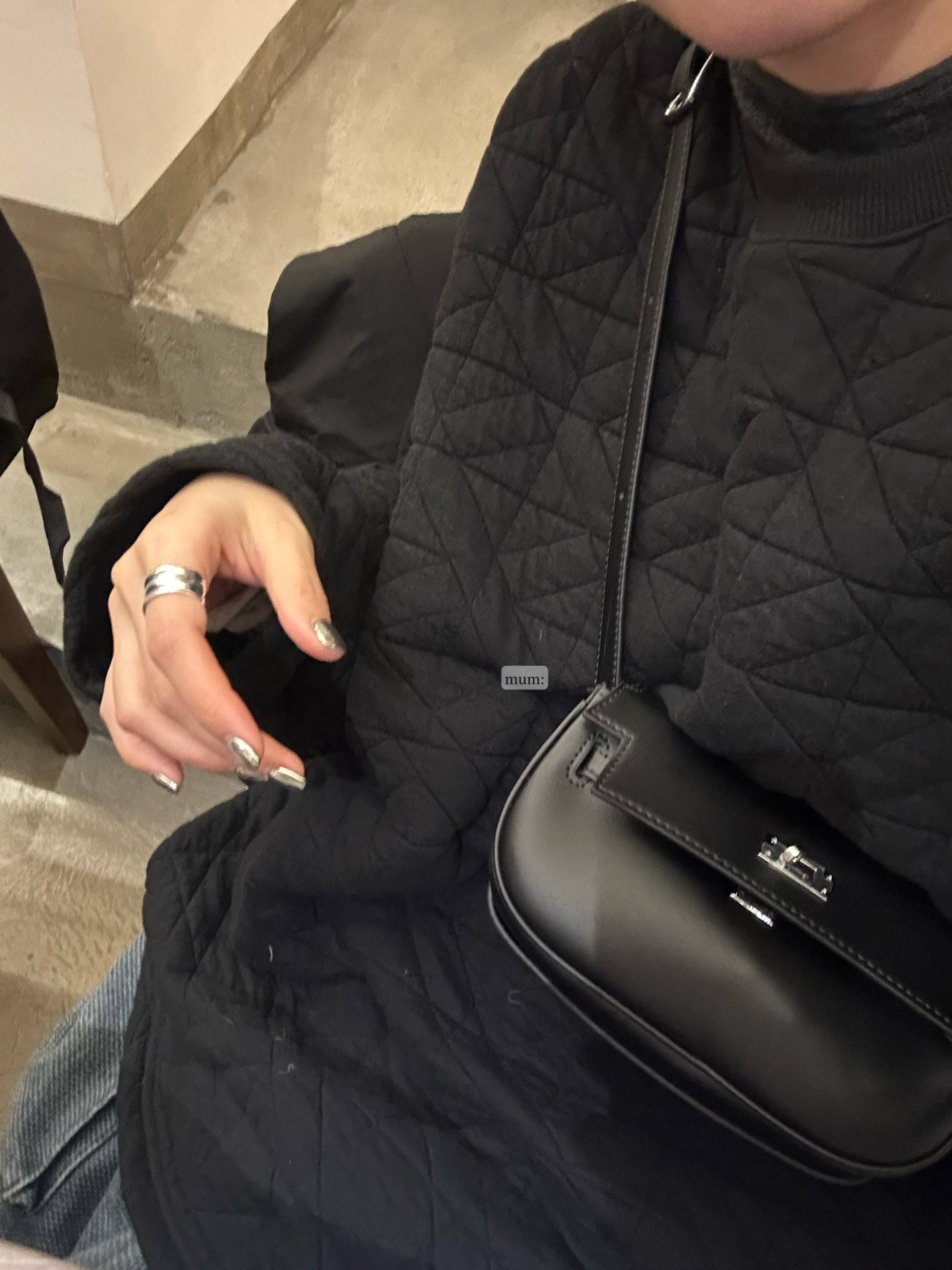 Ac478/牛皮小小手機袋只限直播下單有折扣三件包郵寄出LIVE限額送出MFG