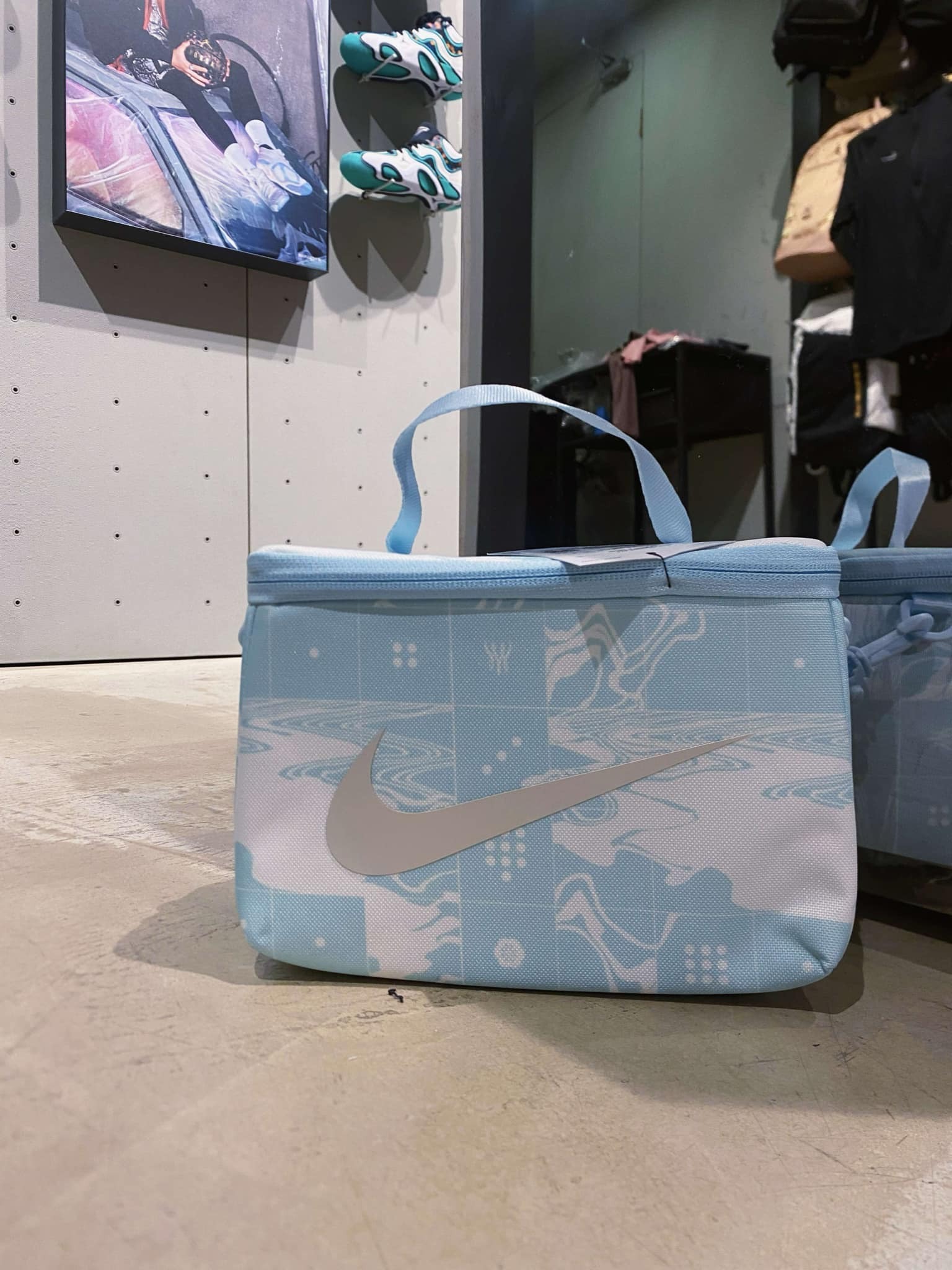 Nike Serena Williams Design Crew 新色 設計款 鞋盒相機包 HJ3659-474