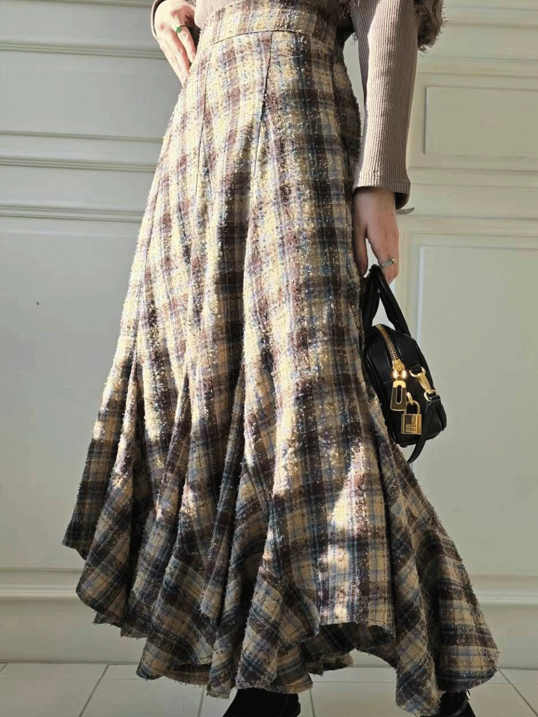 25A104設計師款 面料極美的格紋魚尾長裙