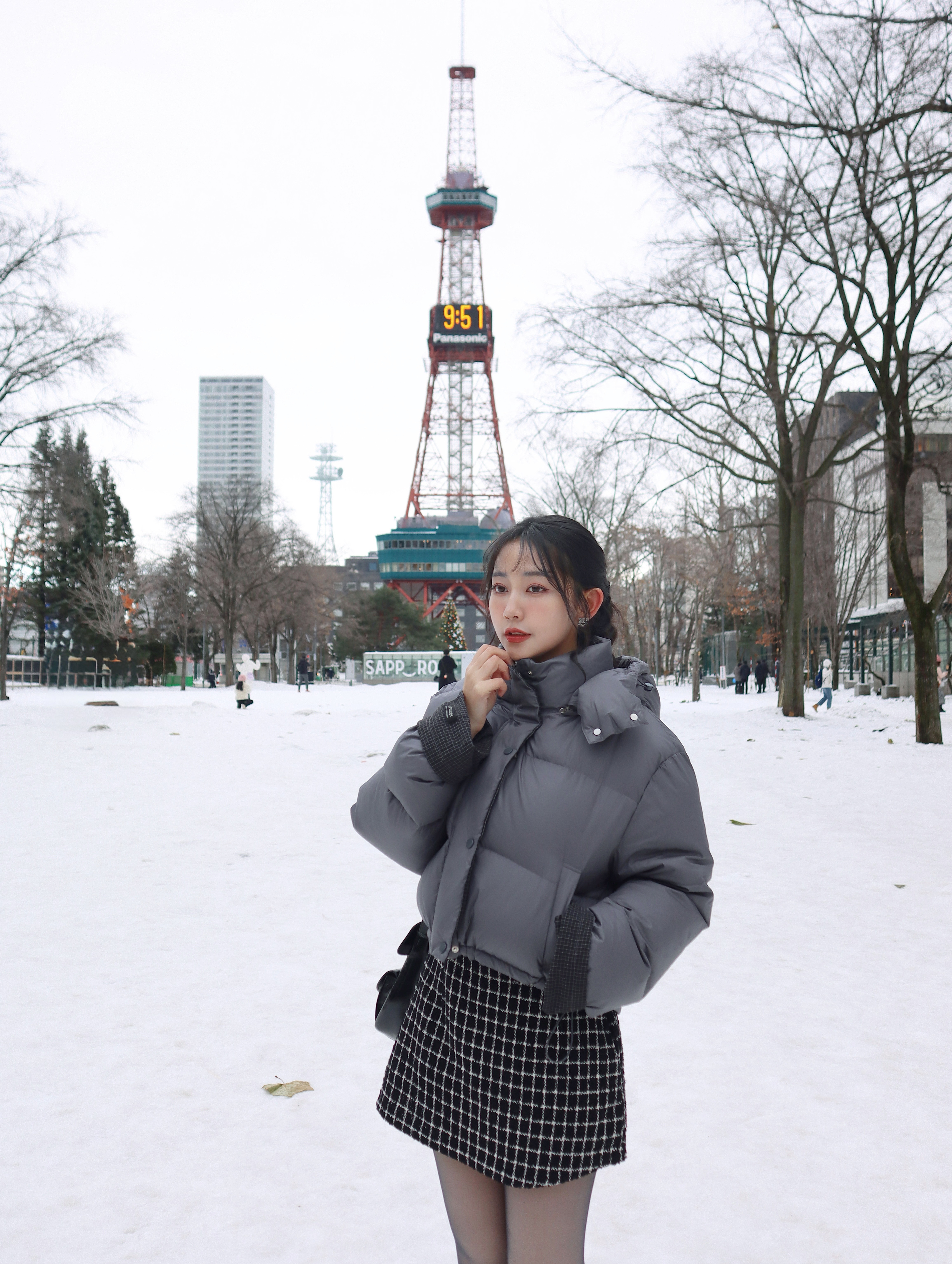 CG11-GR 【CHINGoods Premium 】90% duck down品牌自訂1.5倍填充連帽雙面穿羽絨外套