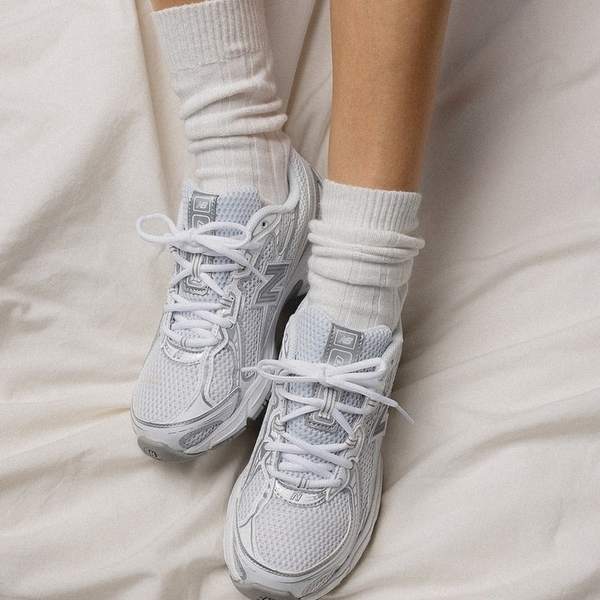 NEW BALANCE 慢跑鞋 NB 740 白銀 復古 情侶鞋 男女 U740WM2