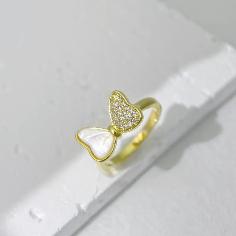 蝴蝶結母貝細鑽戒指